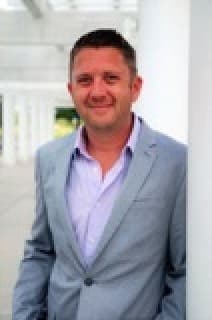 Derek Kouche