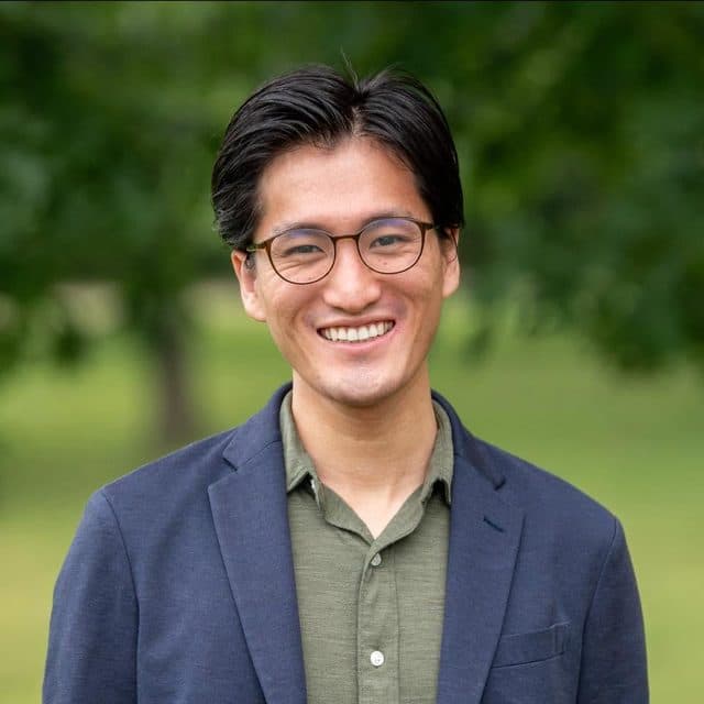 Kanghee Lee