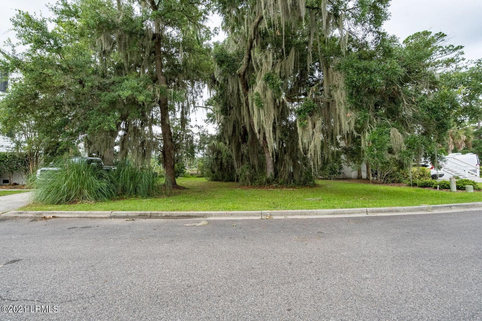 31 - 81 Petigru Drive, Beaufort, SC 29902