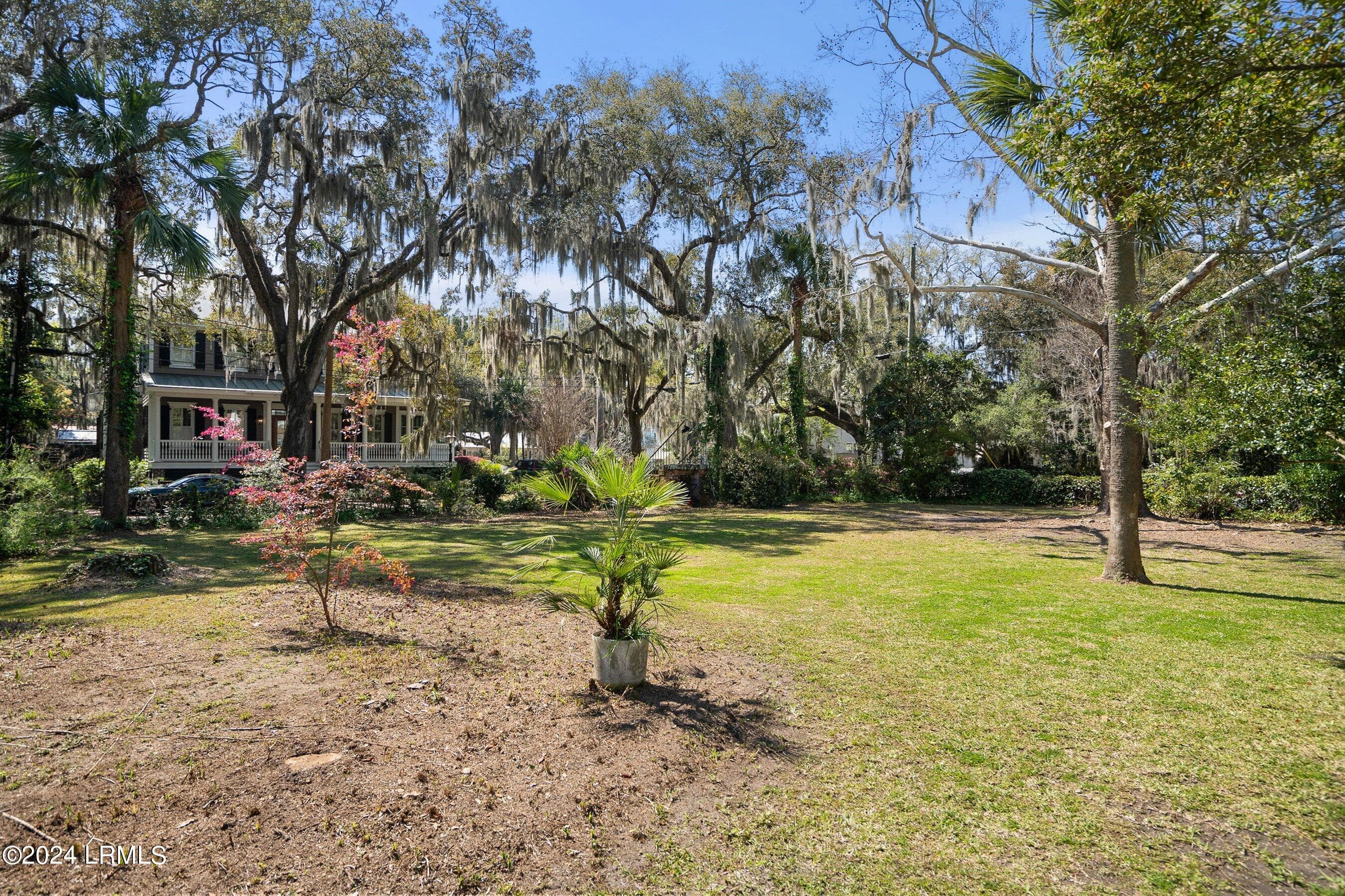 DSC02534-53.jpg-SMALL - 809 Hamilton Street, Beaufort, SC 29902