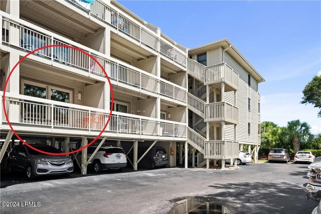ShowImage (80) - 4 N Forest Beach Drive 106, Hilton Head Island, SC 29928