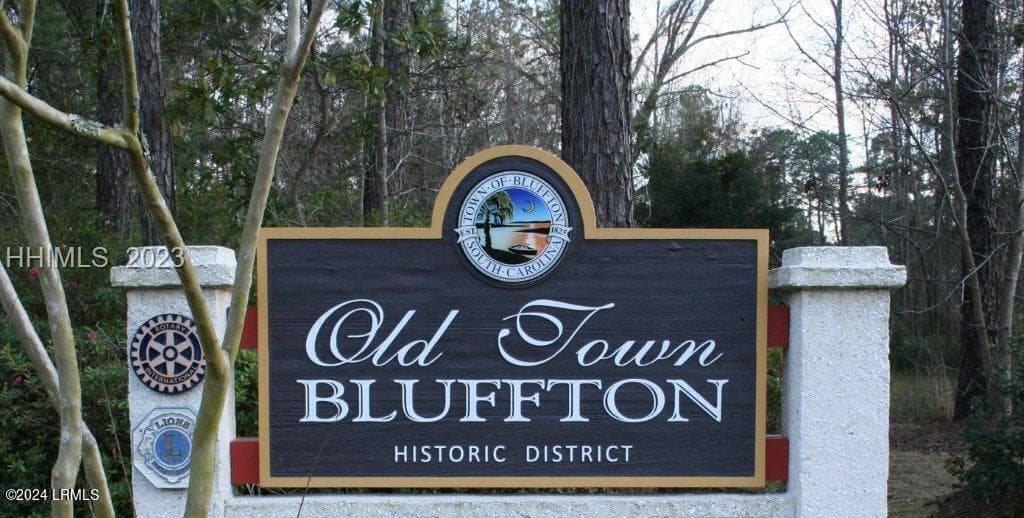 Old Town Bluffton - 100 Goethe Road, Bluffton, SC 29910, Bluffton