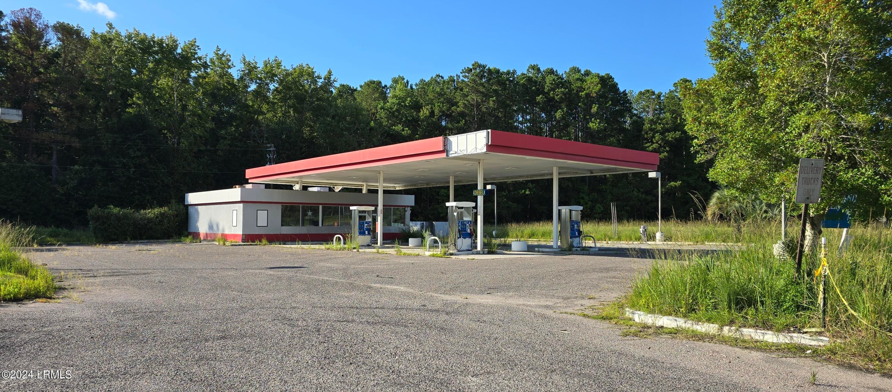 17 Lane Street, Yemassee, SC 29945
