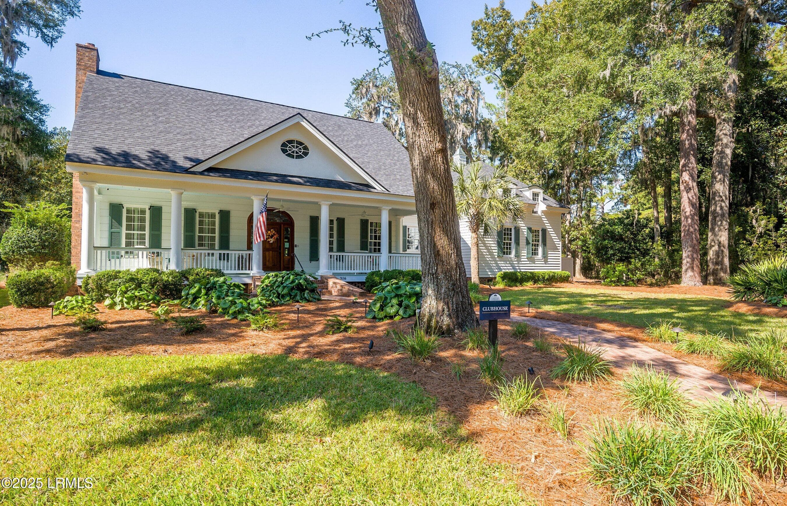 Club House with sidewalk - 324 De La Gaye Point, Beaufort, SC 29902