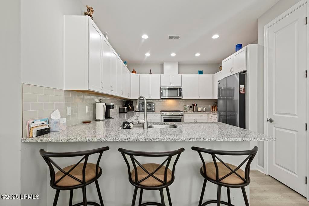 8. Kitchen - 409 Beachcomber Boulevard, Hardeeville, SC 29927