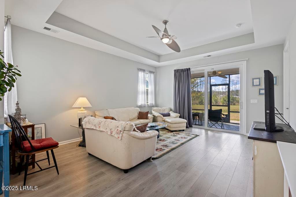 13. Living Room - 409 Beachcomber Boulevard, Hardeeville, SC 29927