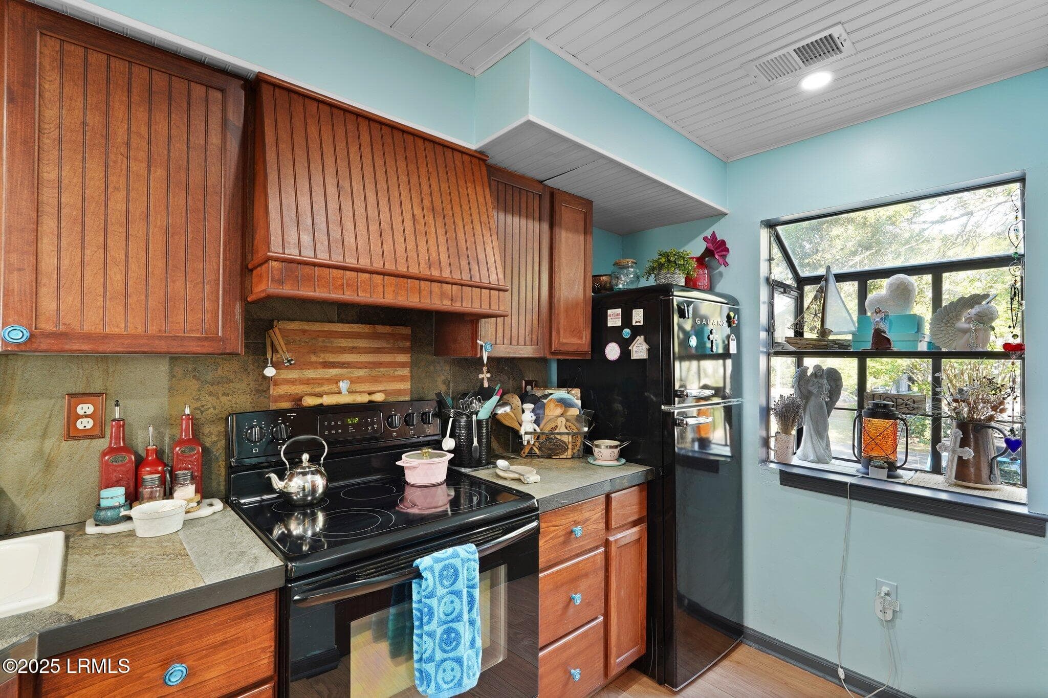 20-web-or-mls-ECP02670 - 31 Anchorage Point 31, Hilton Head Island, SC 29928