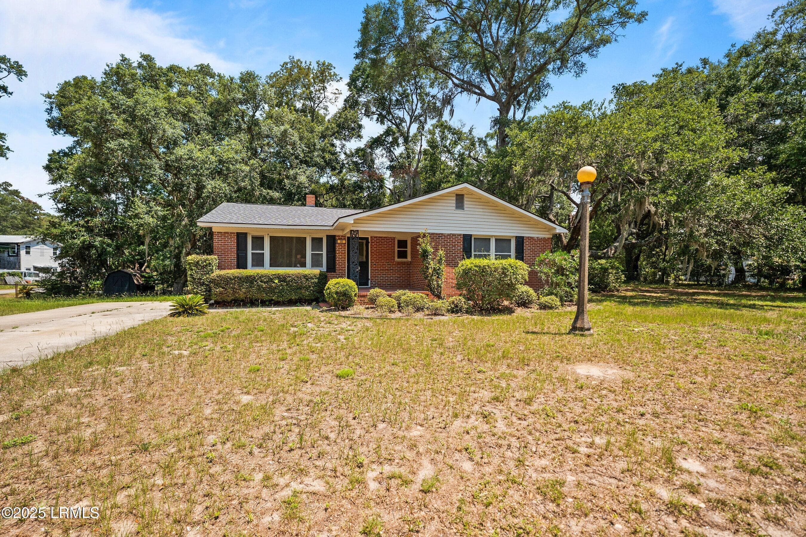 25 Miller Drive W, Beaufort, SC 29907