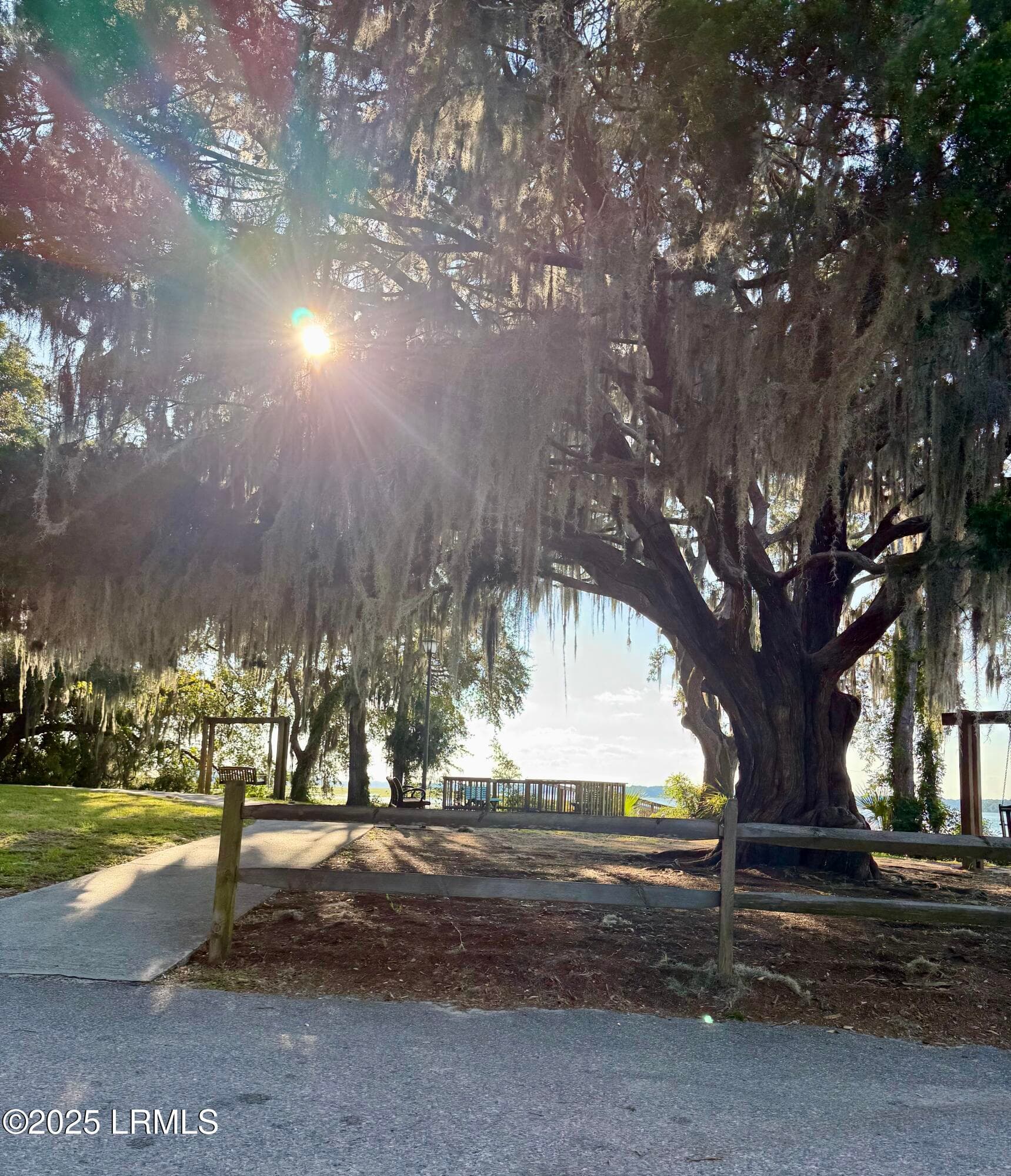 IMG_6254 - 2214 Pigeon Point Road, Beaufort, SC 29902