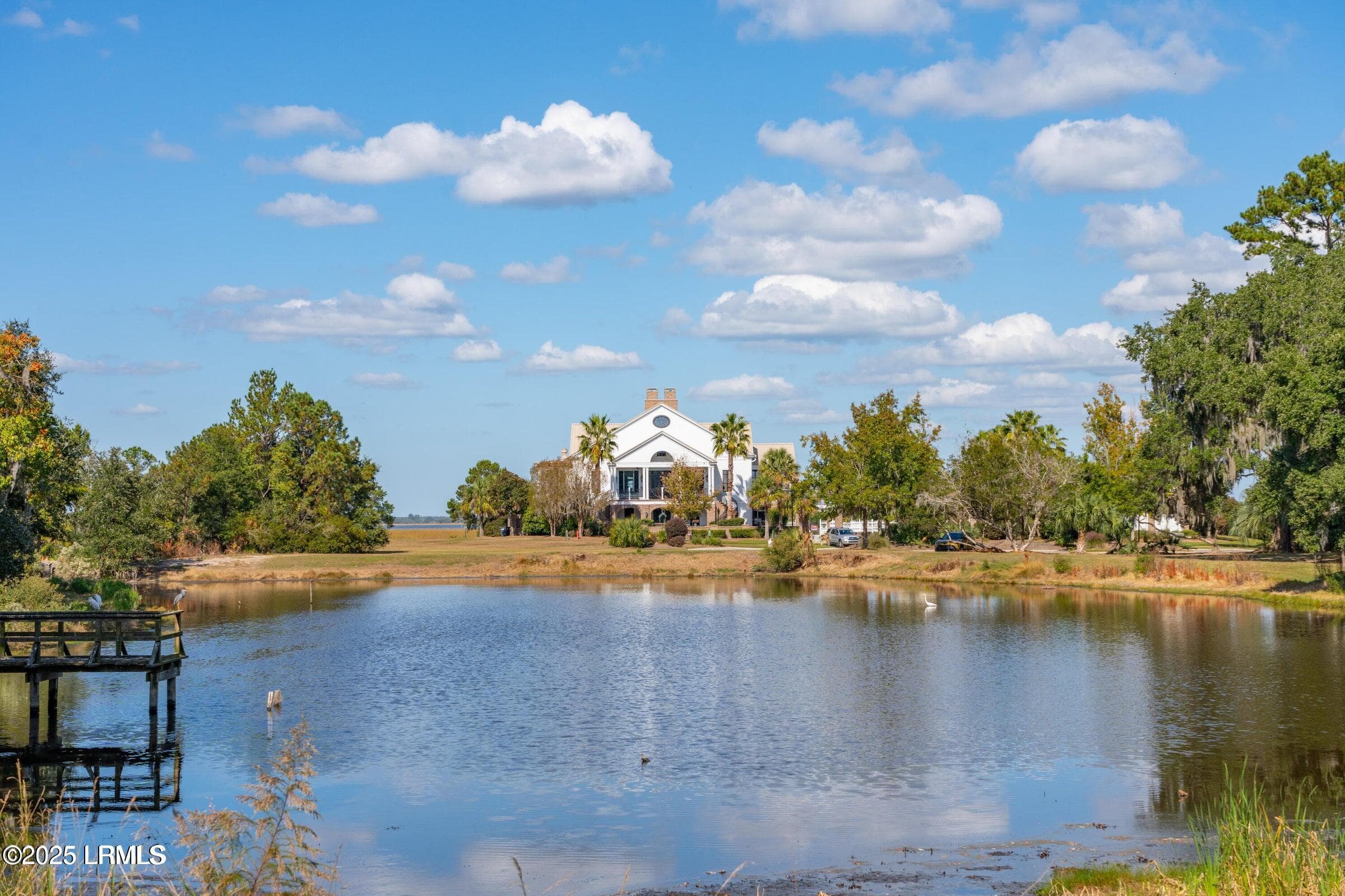 Coosaw Estuary and Clubhouse - 4 Flyway Drive, Beaufort, SC 29907
