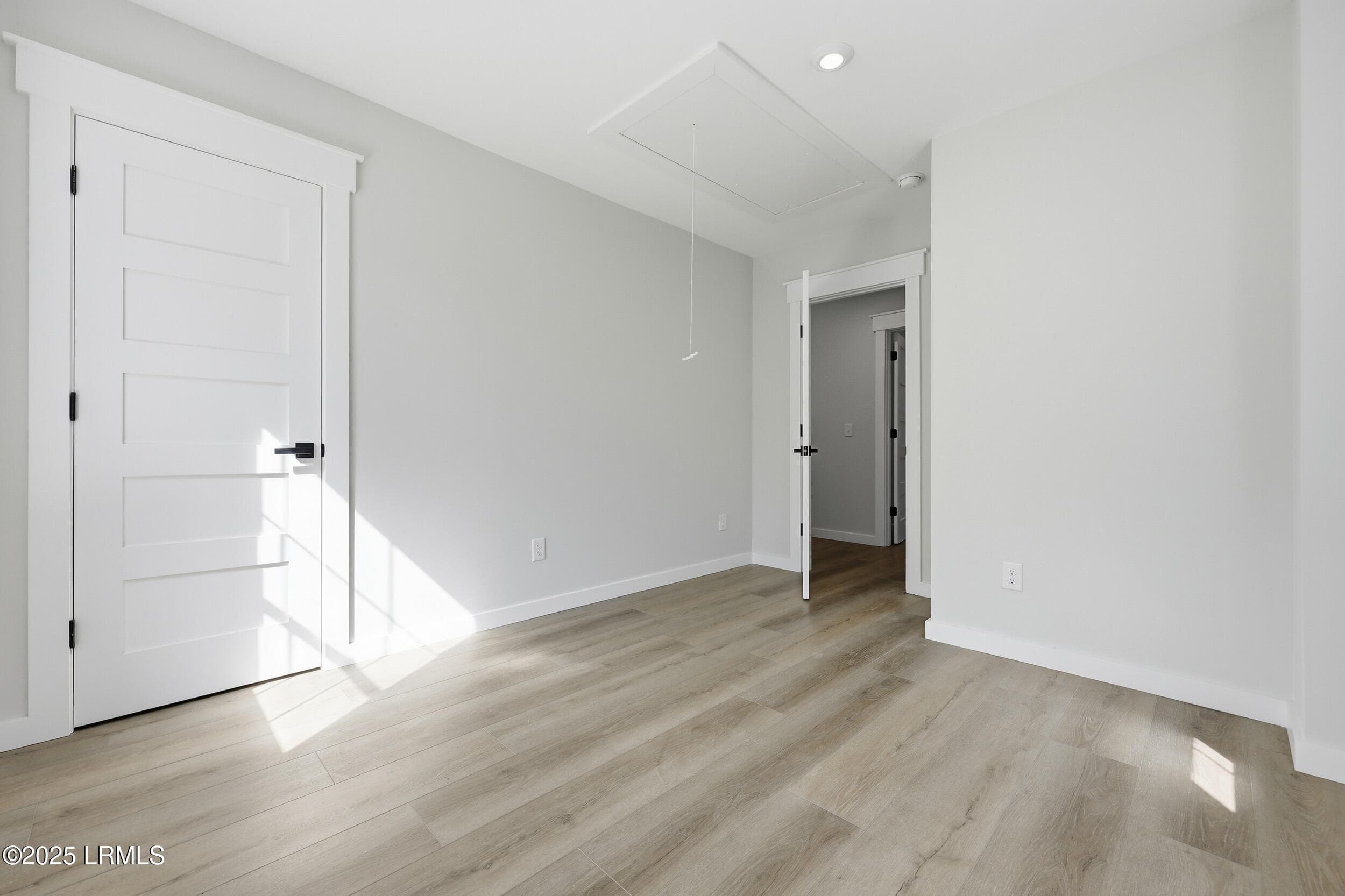 guest bed 2 - 617 N Jasper Street, Ridgeland, SC 29936