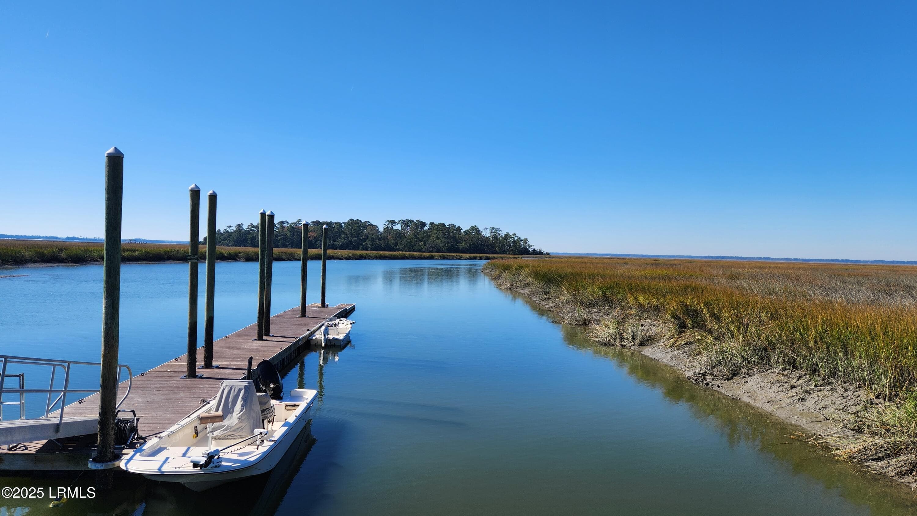 am6 - 51 Mum Grace, Beaufort, SC 29906