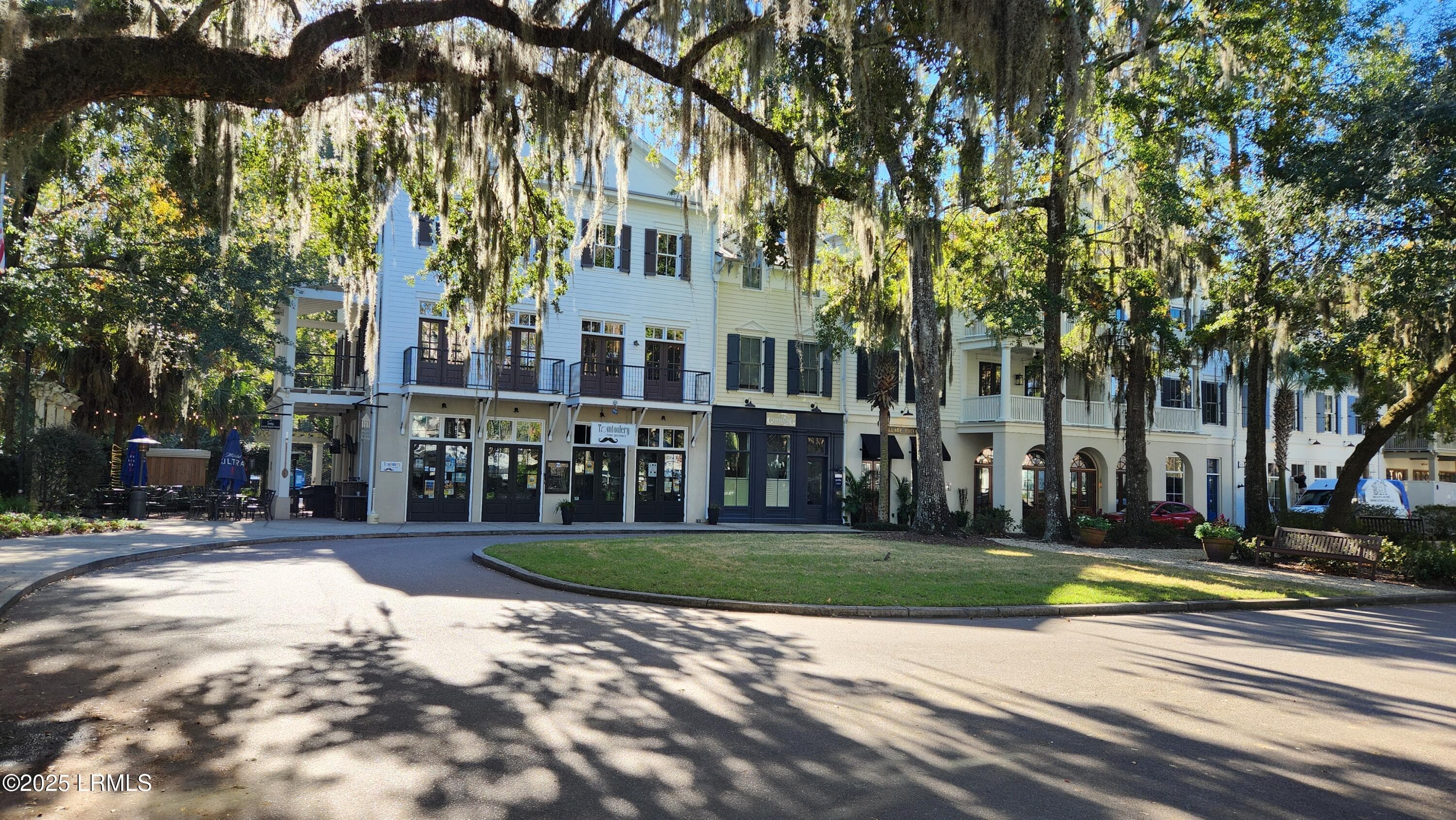 am31 - 51 Mum Grace, Beaufort, SC 29906
