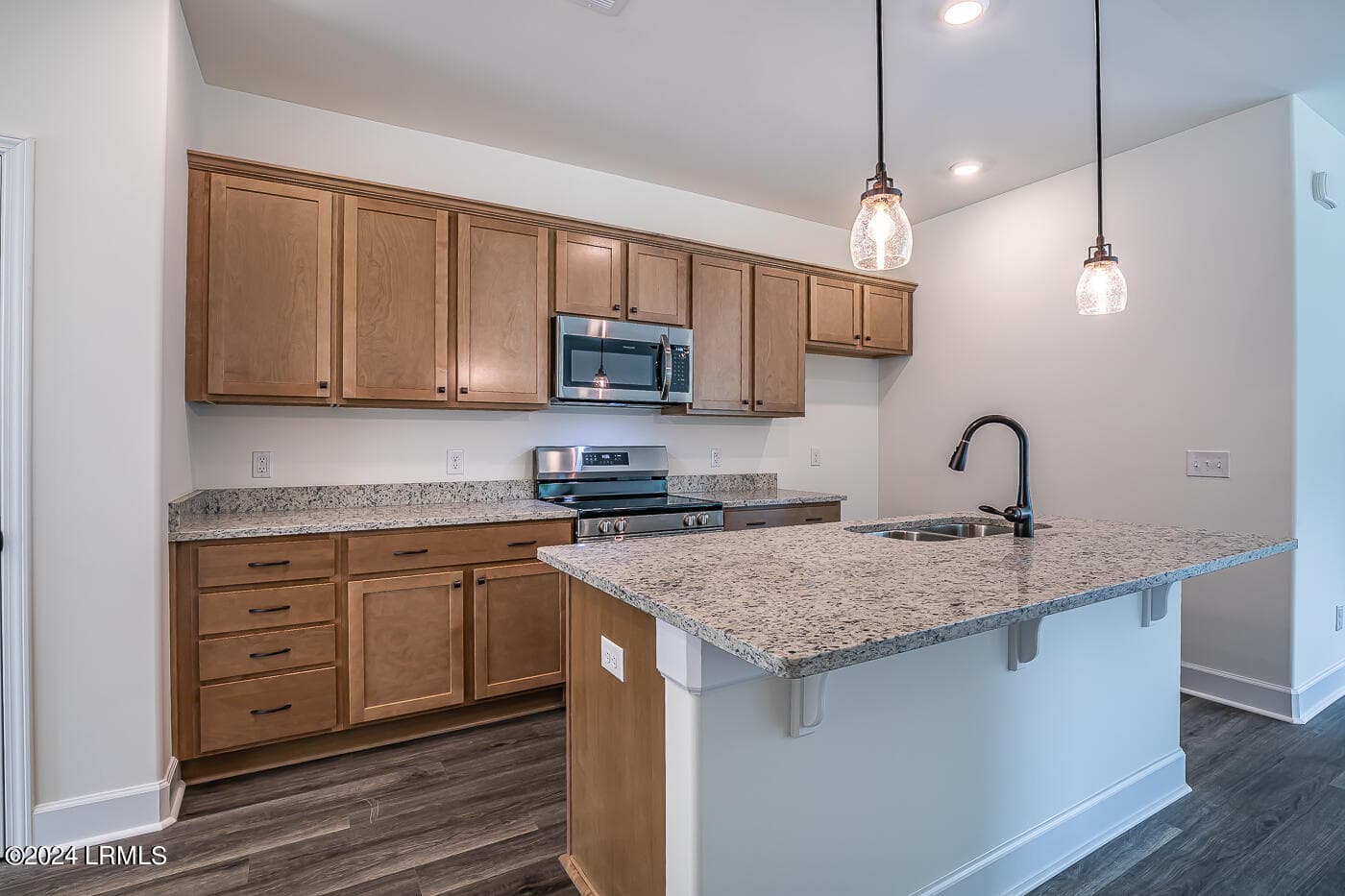 8 Kitchen - 252 Weathersbee Street, Ridgeland, SC 29936