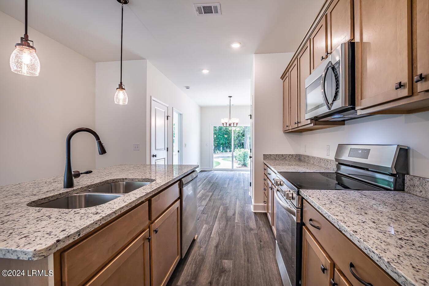 10 Kitchen - 252 Weathersbee Street, Ridgeland, SC 29936