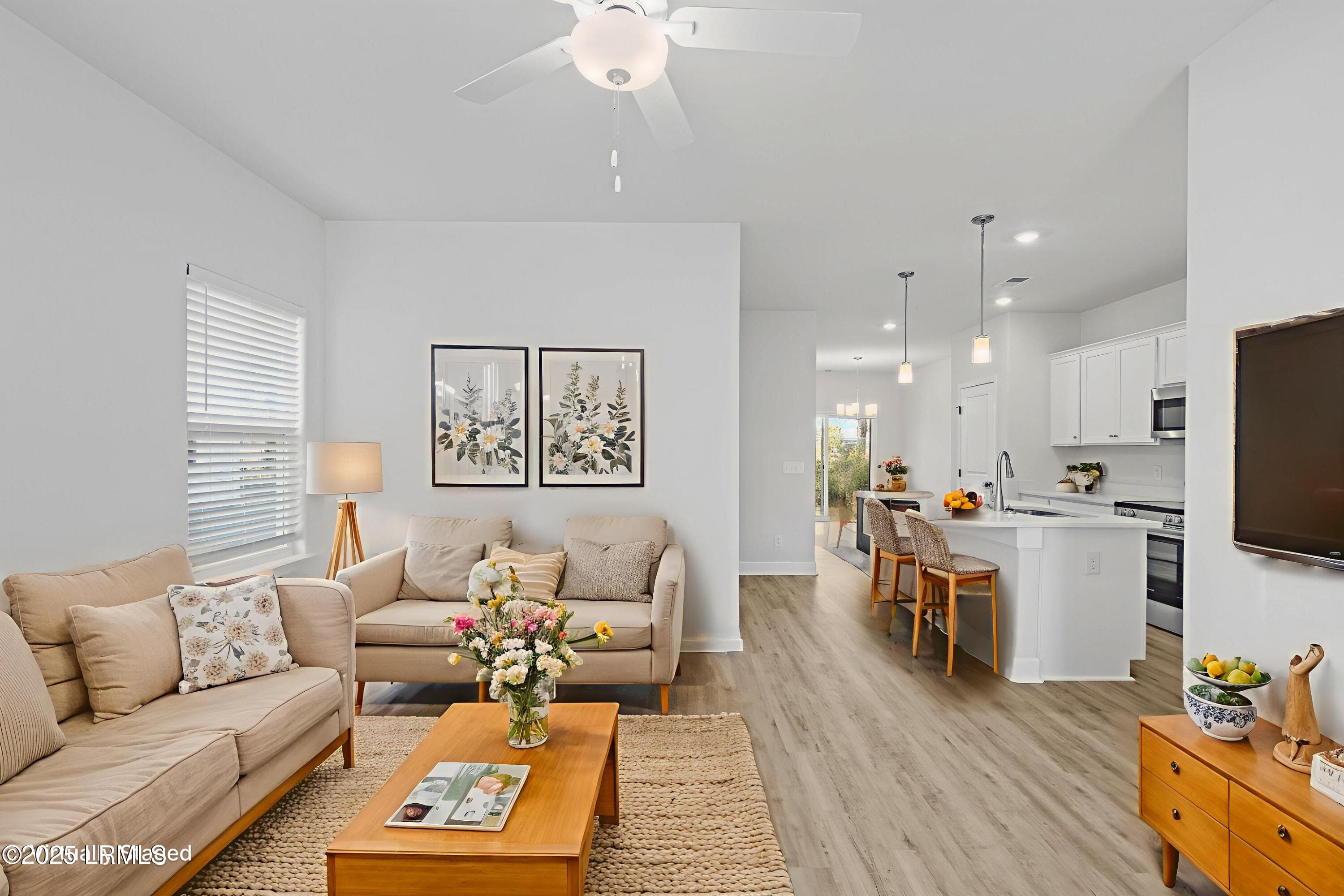Foxchase-19-4 - Living Room - Scandinavi - 123 Silver Street 101, Ridgeland, SC 29936, Ridgeland