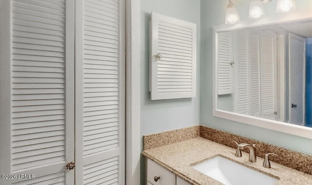 206661194006 - 10 Lighthouse Road 430, Hilton Head Island, SC 29928