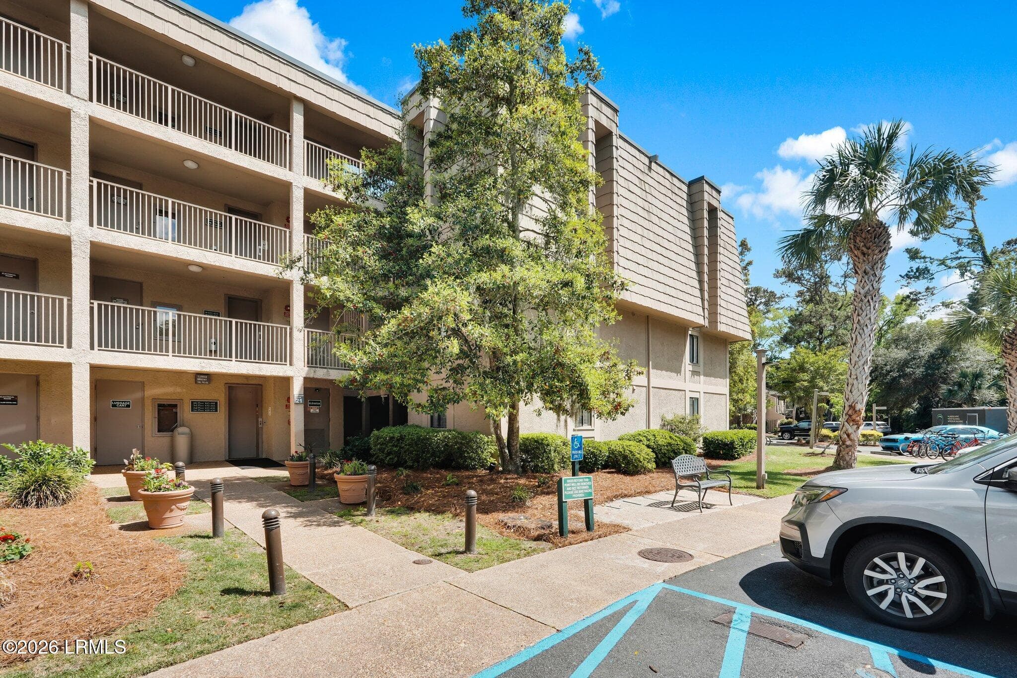 38-web-or-mls-DSC03749 - 10 Lighthouse Road 430, Hilton Head Island, SC 29928