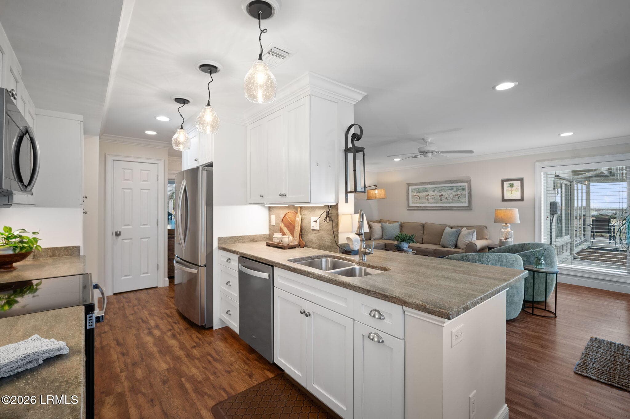KITCHEN/FAMILY RM - 129 Captain John Fripp Villa, Fripp Island, SC 29920