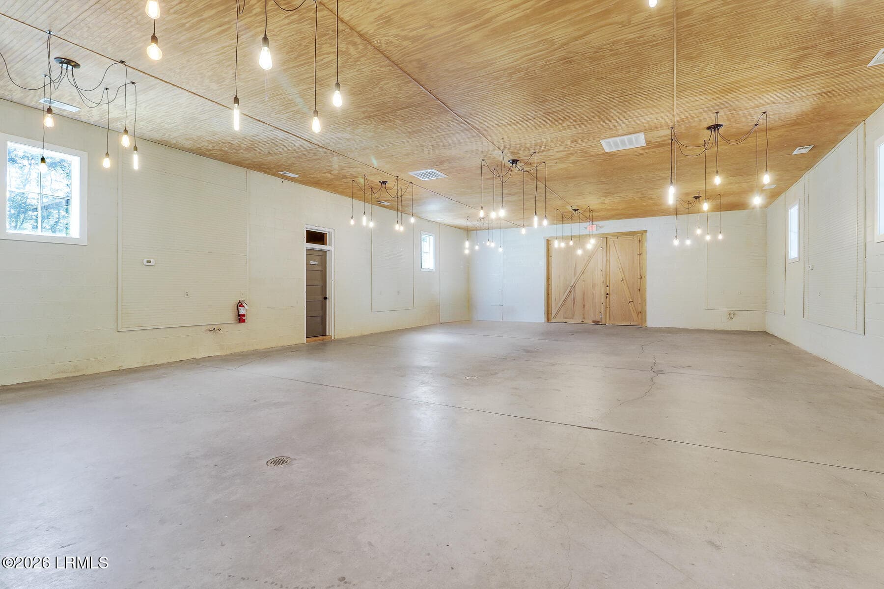 893 Grays Hwy-44 - 893 Grays Highway, Ridgeland, SC 29936