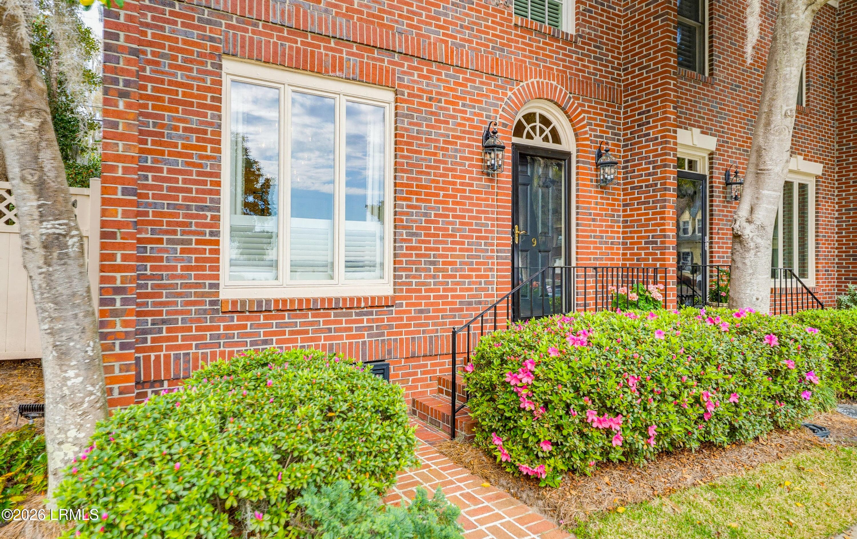 Welcome to #9 Carriage Court - 895 Ribaut Road 9, Beaufort, SC 29902