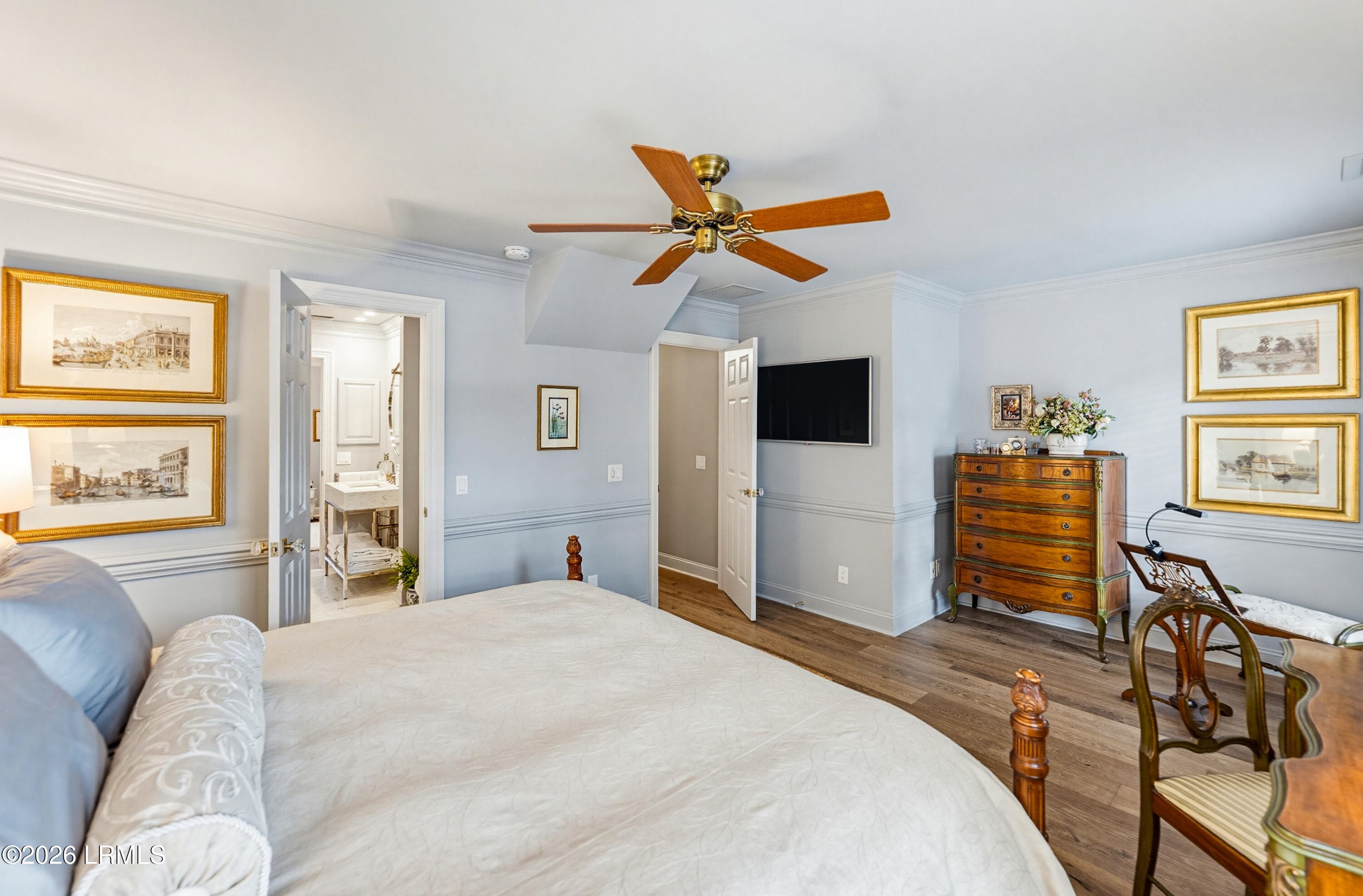 Spacious Master Bedroom - 895 Ribaut Road 9, Beaufort, SC 29902