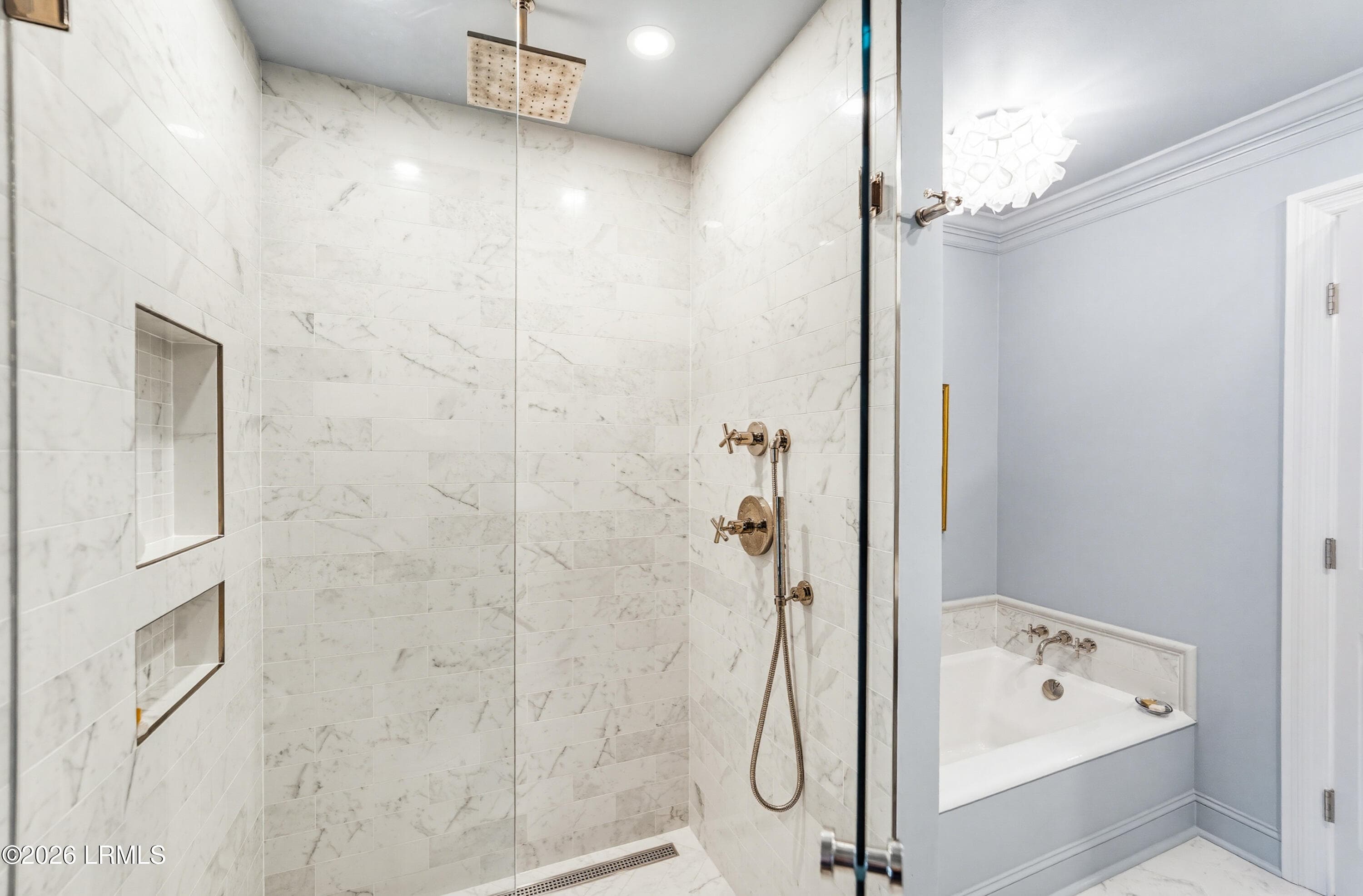 Renovated Master Bath - 895 Ribaut Road 9, Beaufort, SC 29902