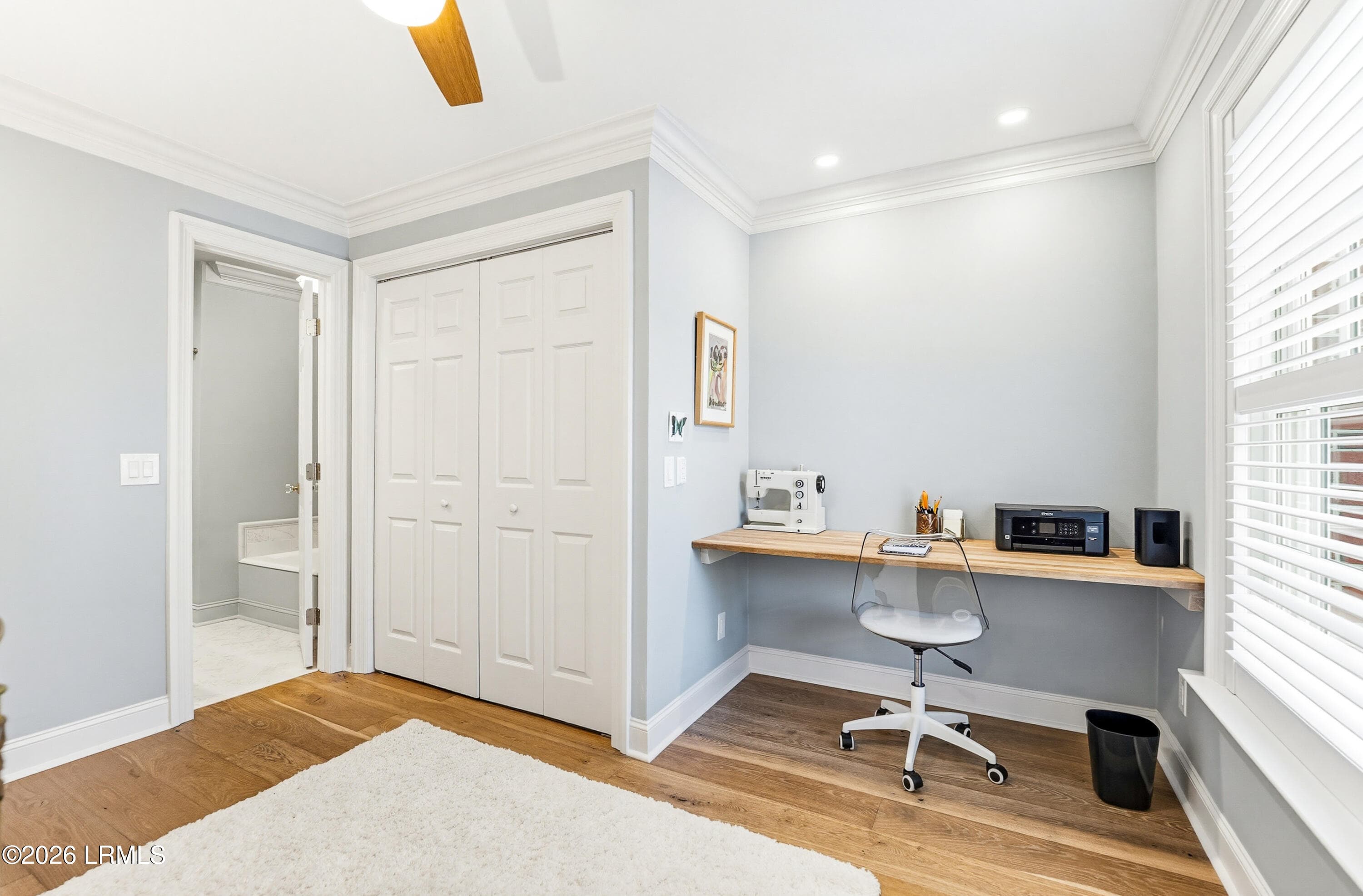 Desk area in smaller bedroom/ office - 895 Ribaut Road 9, Beaufort, SC 29902