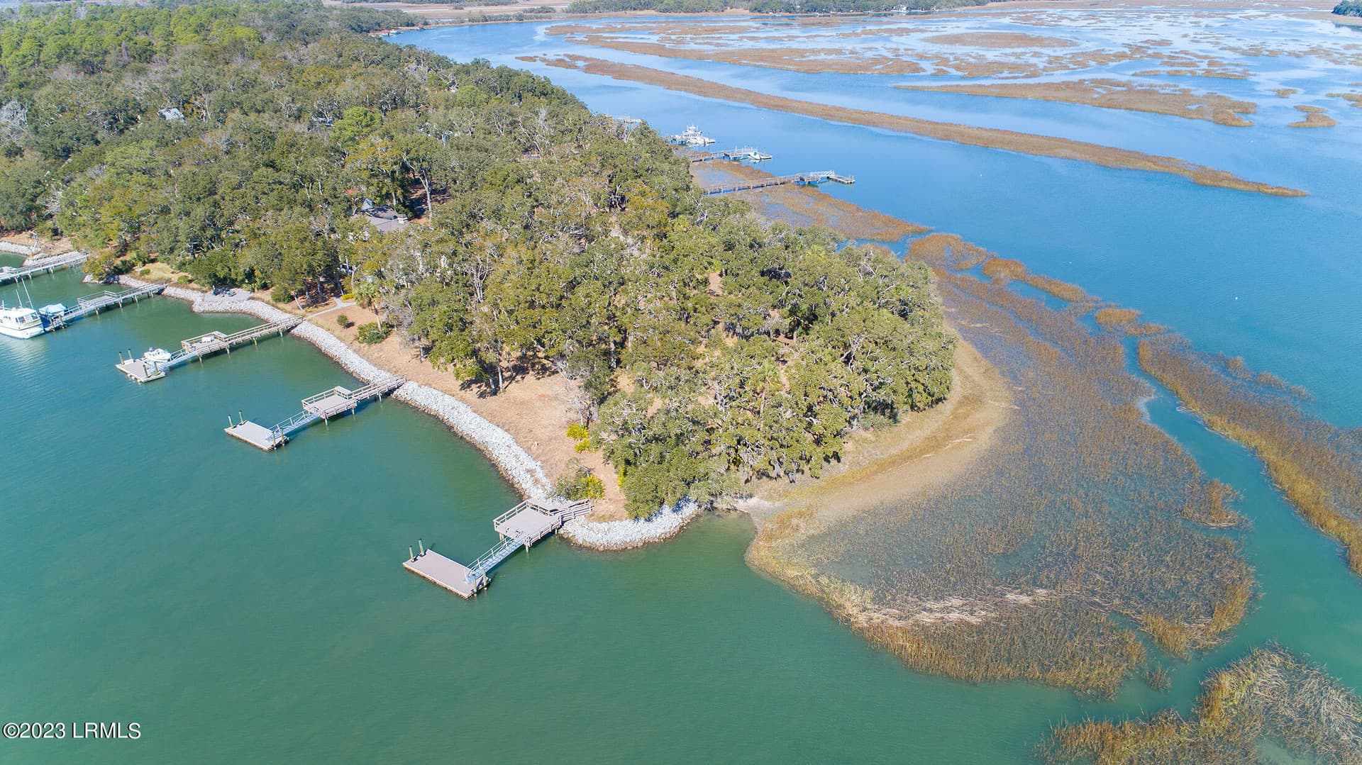 20 Claires Point Road, Beaufort, SC 29907