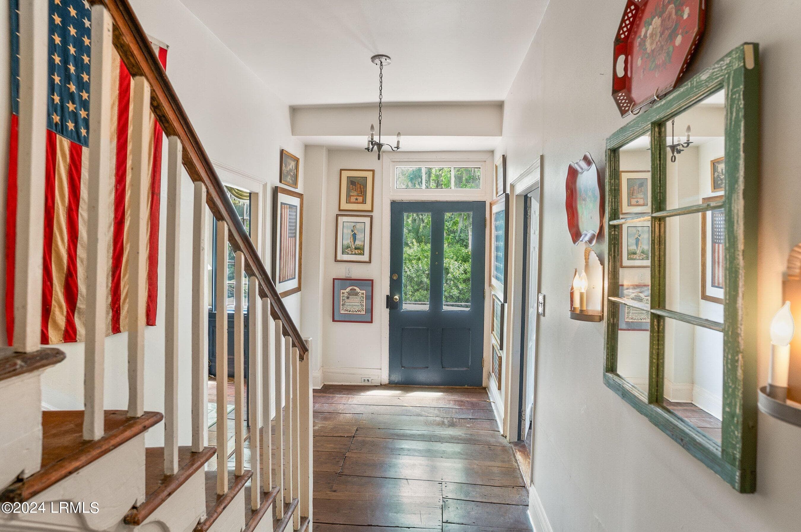 Foyer - 414 New Street, Beaufort, SC 29902