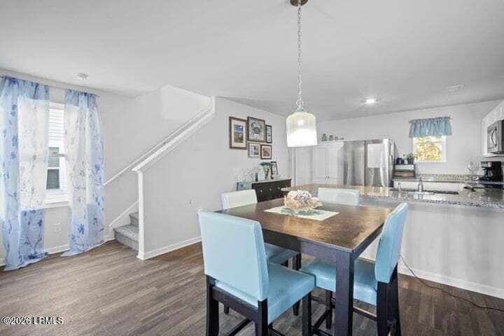 5 PB Dining 2 - 5 Palmetto Breeze Circle, Beaufort, SC 29907