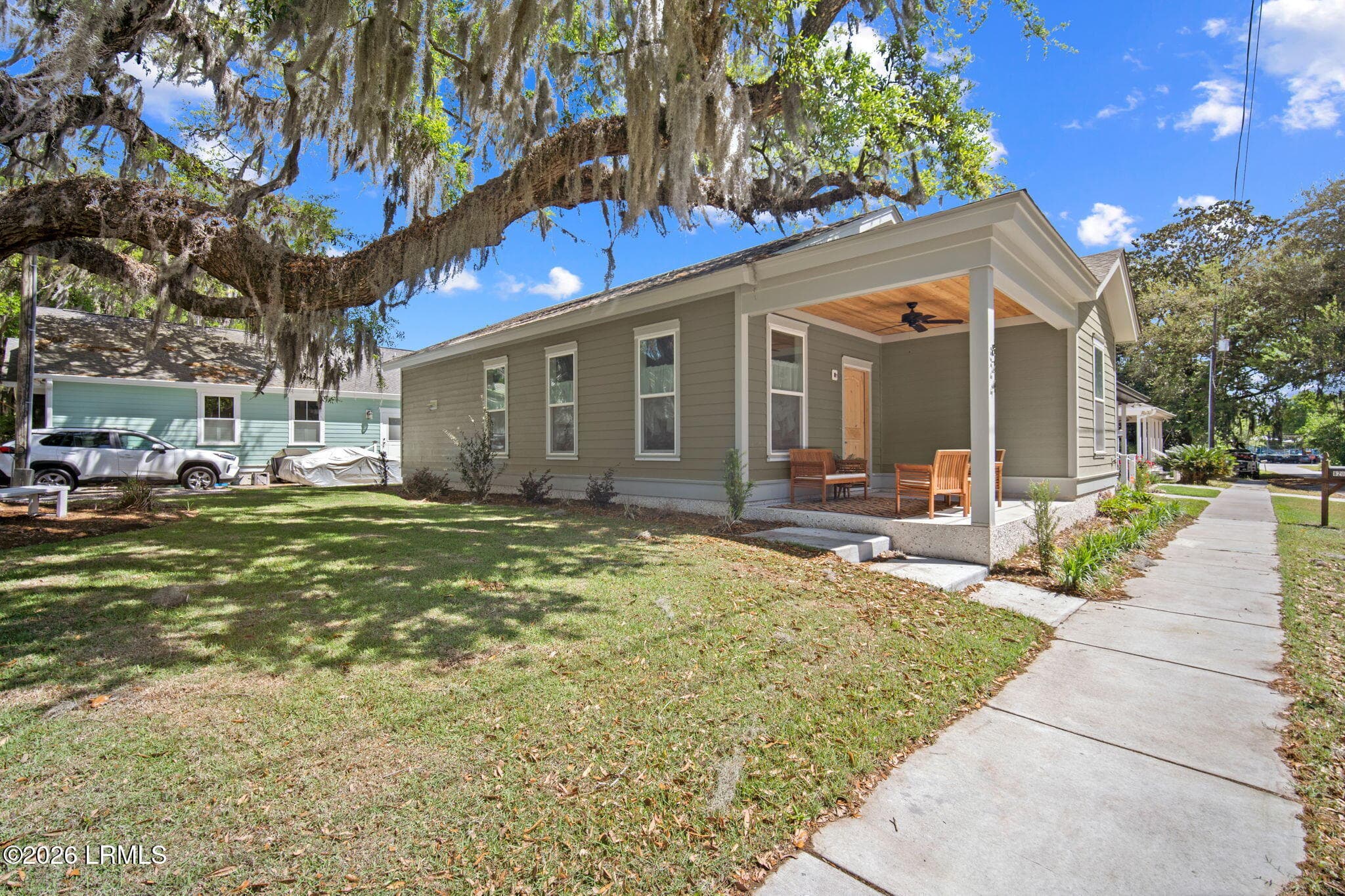 1-web-or-mls-4_10-24 - 824 15th Street, Port Royal, SC 29935