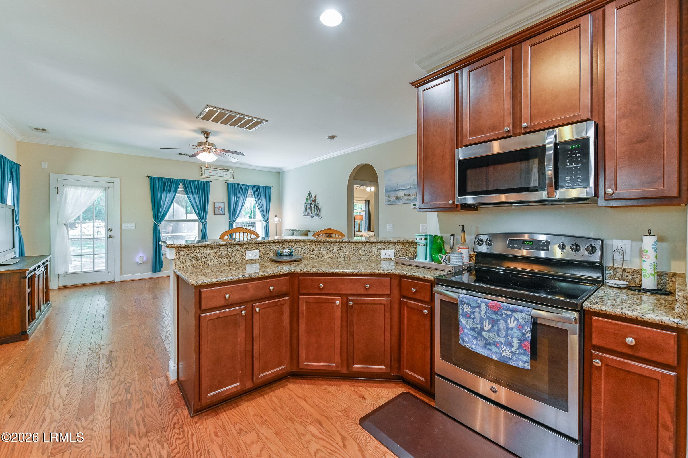 Granite countertops - 14 Chinaback Drive, Beaufort, SC 29907