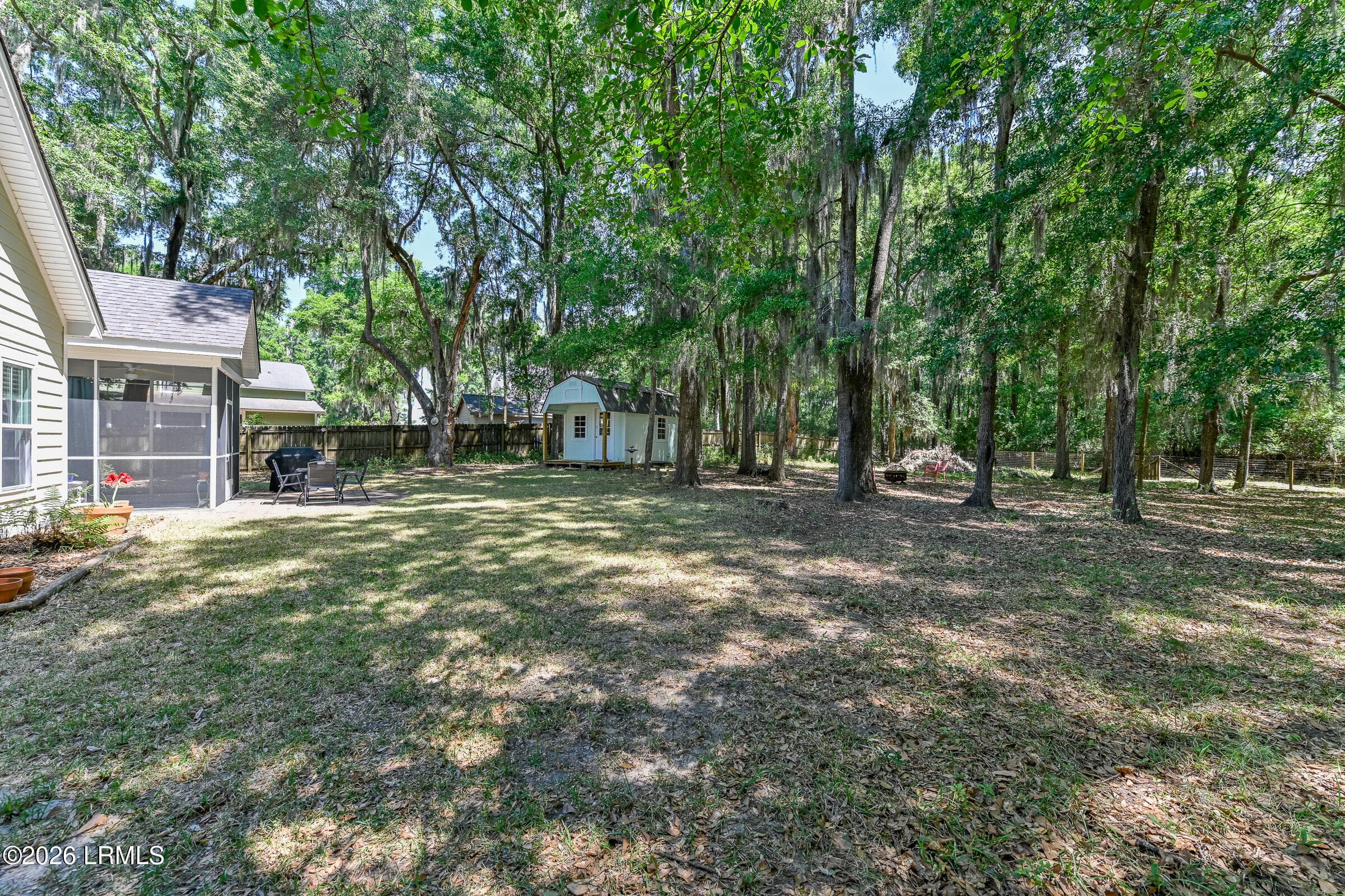 .56 acre - 14 Chinaback Drive, Beaufort, SC 29907