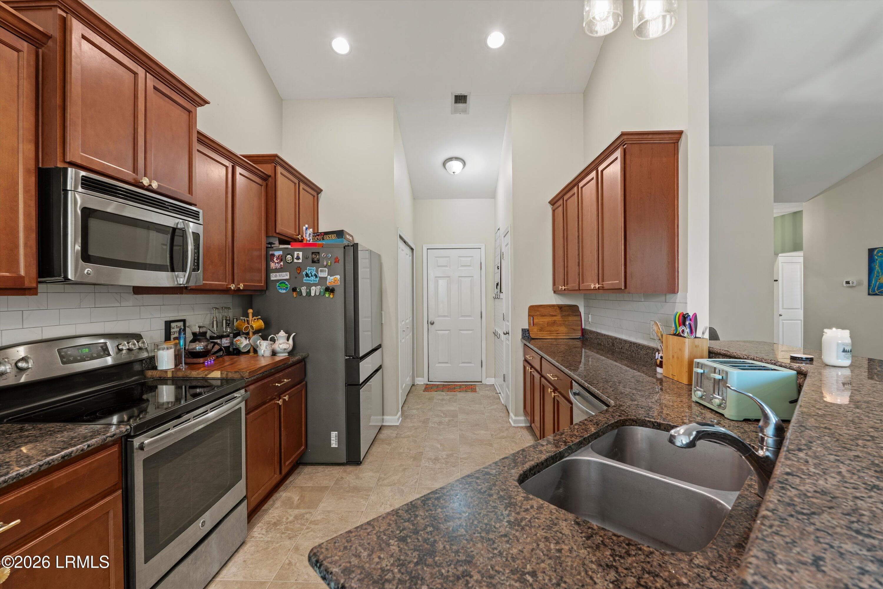 10-17 Congaree Way - 17 Congaree Way, Beaufort, SC 29902