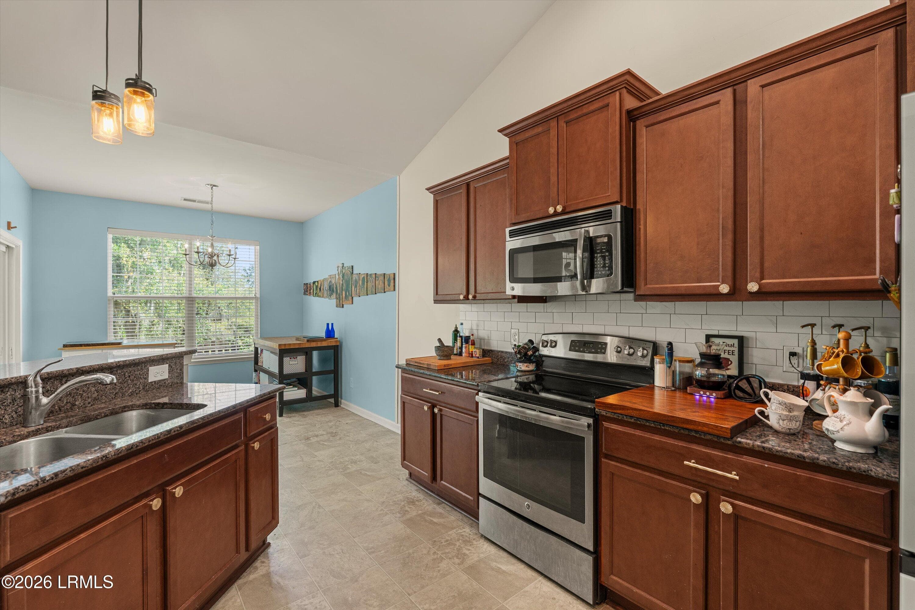 12-17 Congaree Way - 17 Congaree Way, Beaufort, SC 29902
