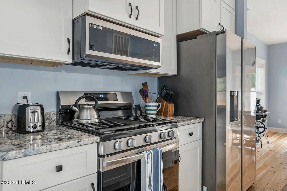 811 Bladen Kitchen 3 - 811 Bladen Street, Beaufort, SC 29902