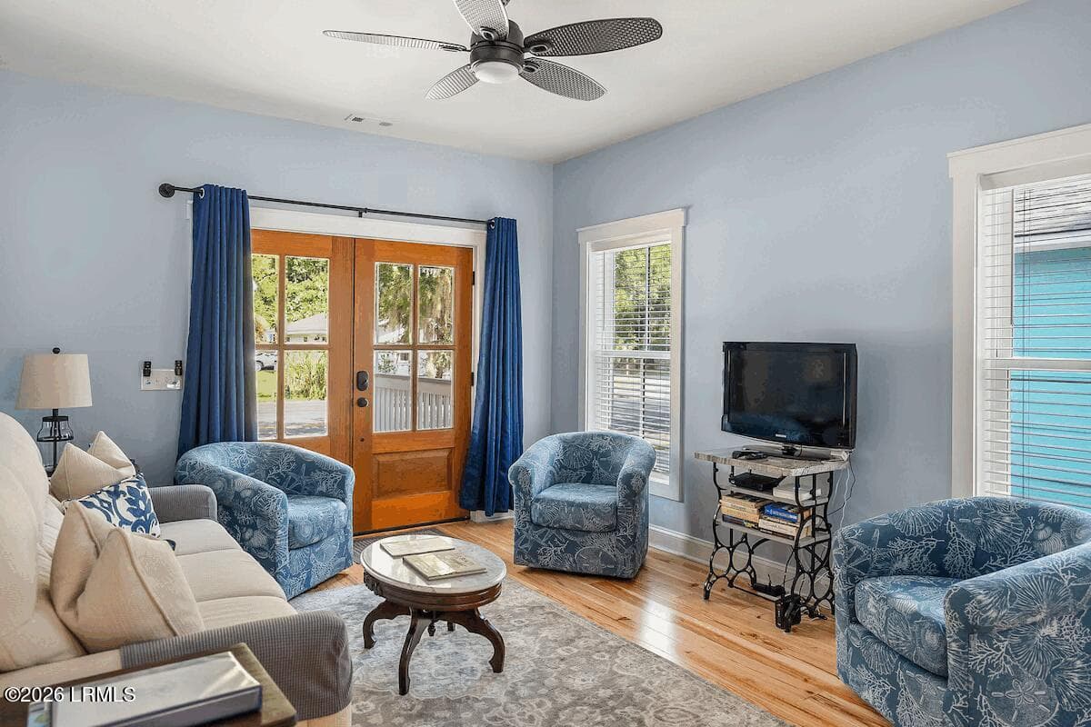 811 Bladen Living room - 811 Bladen Street, Beaufort, SC 29902