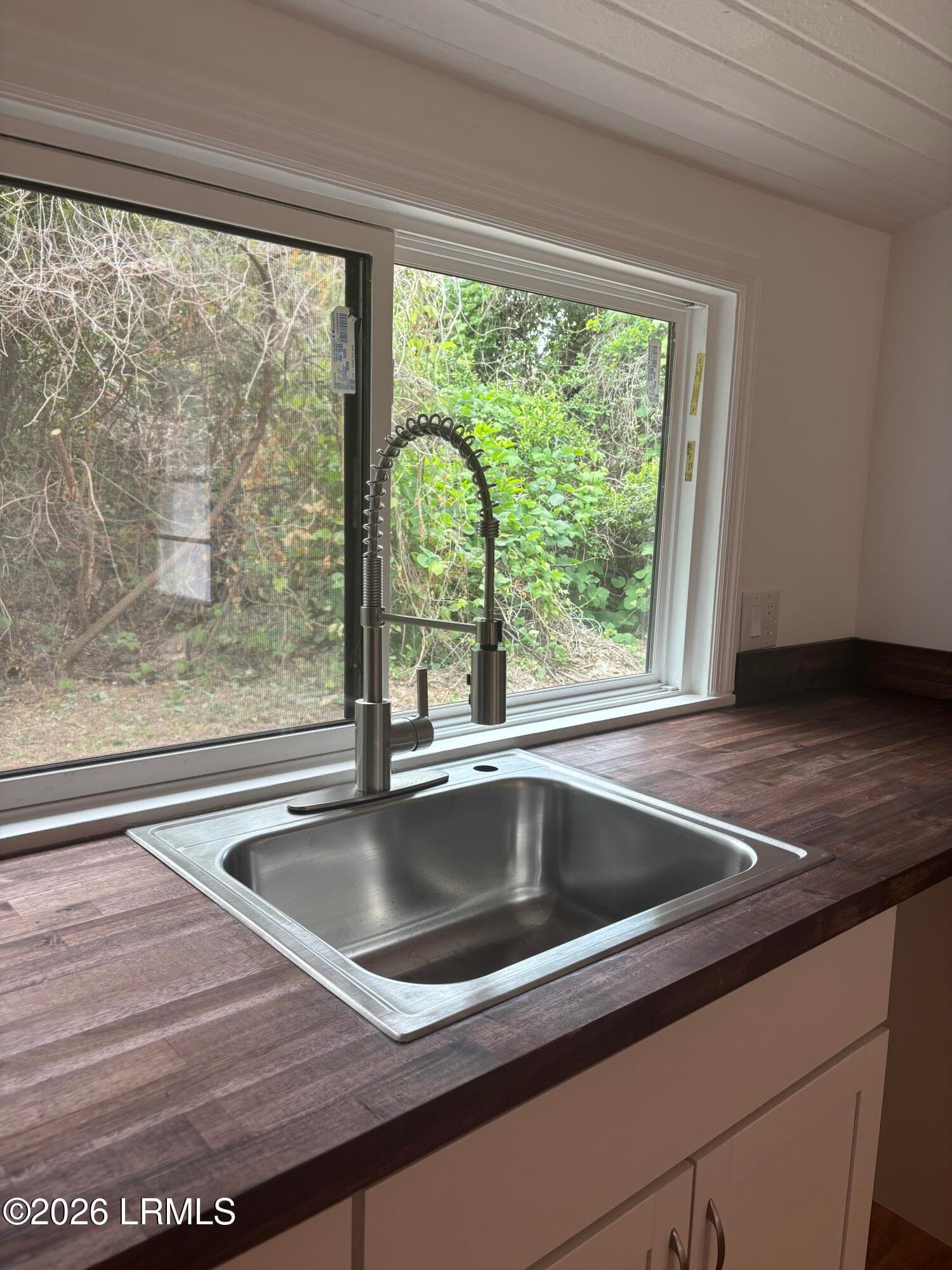 kitchen sink - 392 N Main Street, Brunson, SC 29911