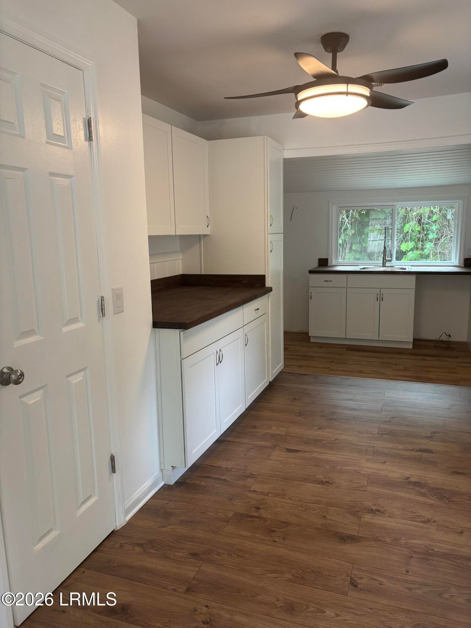 kitchen 3 - 392 N Main Street, Brunson, SC 29911