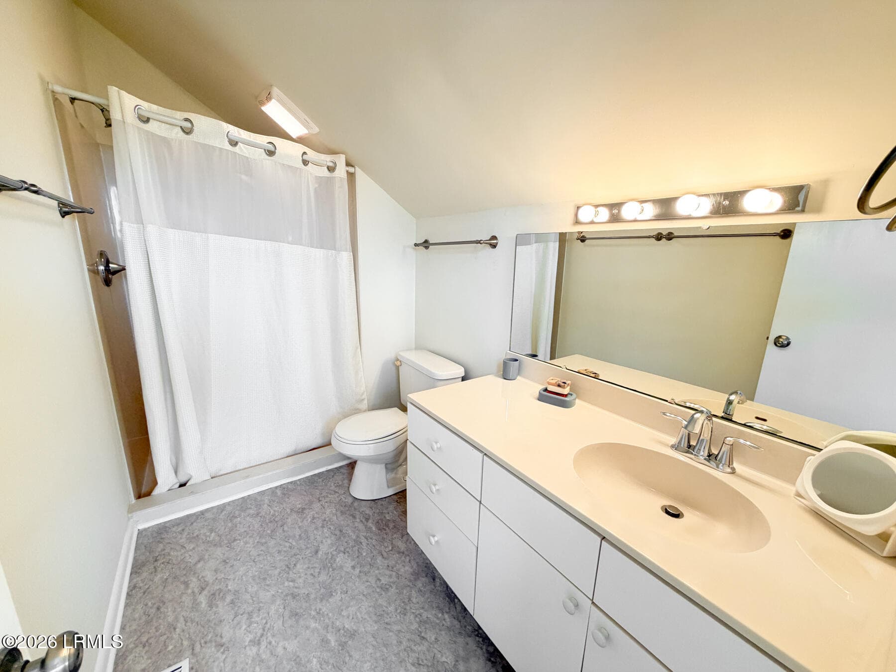 Third Bath - 831 Marsh Dunes Road, Fripp Island, SC 29920