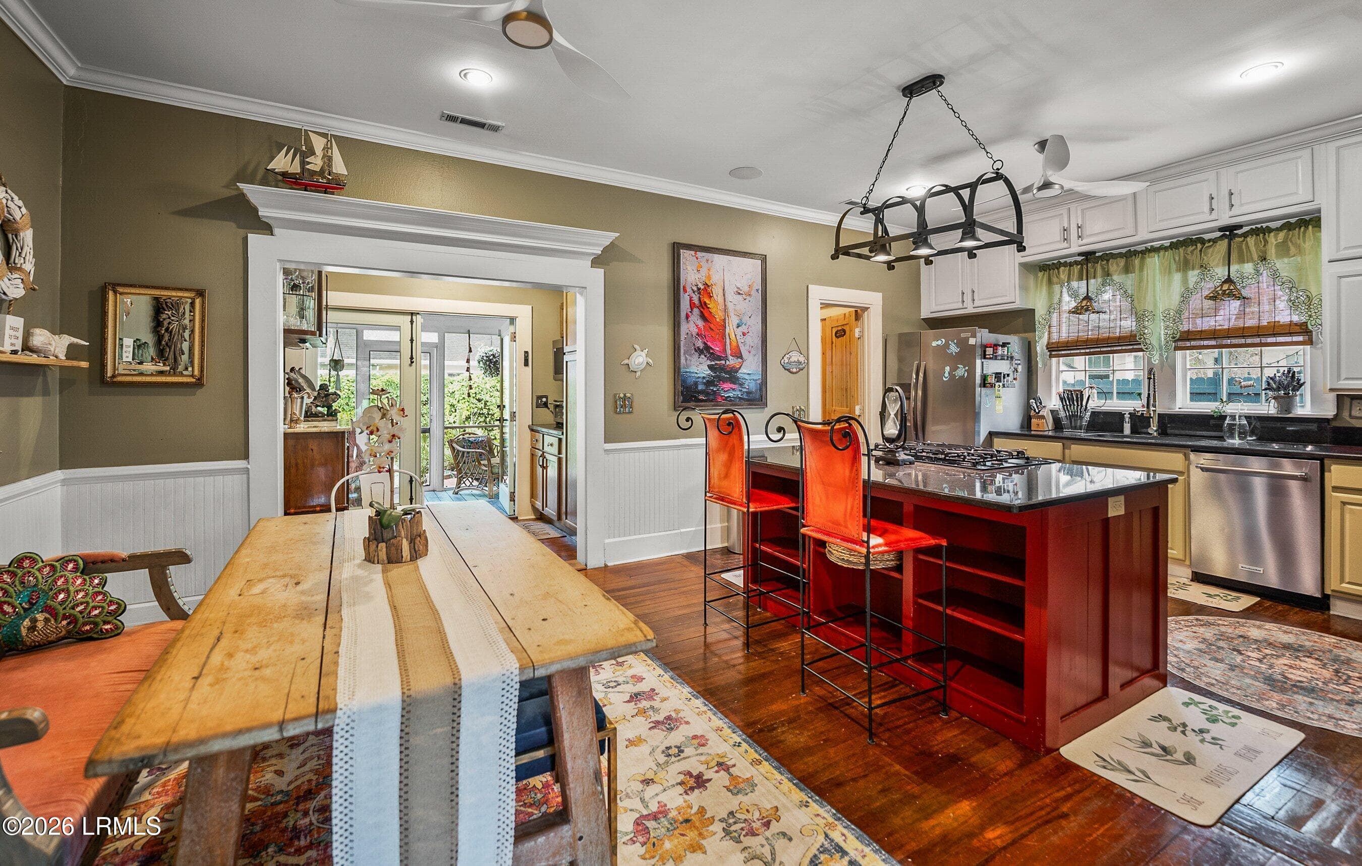 DSC02738-125-1.jpg-SMALL - 510 Ribaut Road, Beaufort, SC 29902