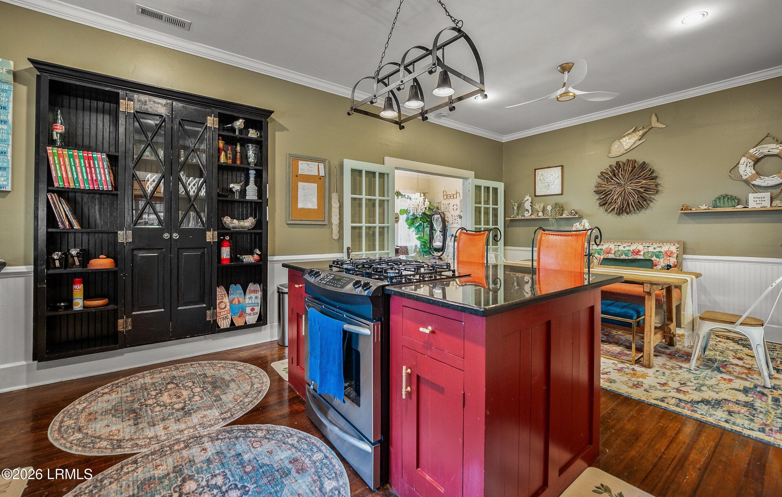 DSC02768-150-1.jpg-SMALL - 510 Ribaut Road, Beaufort, SC 29902