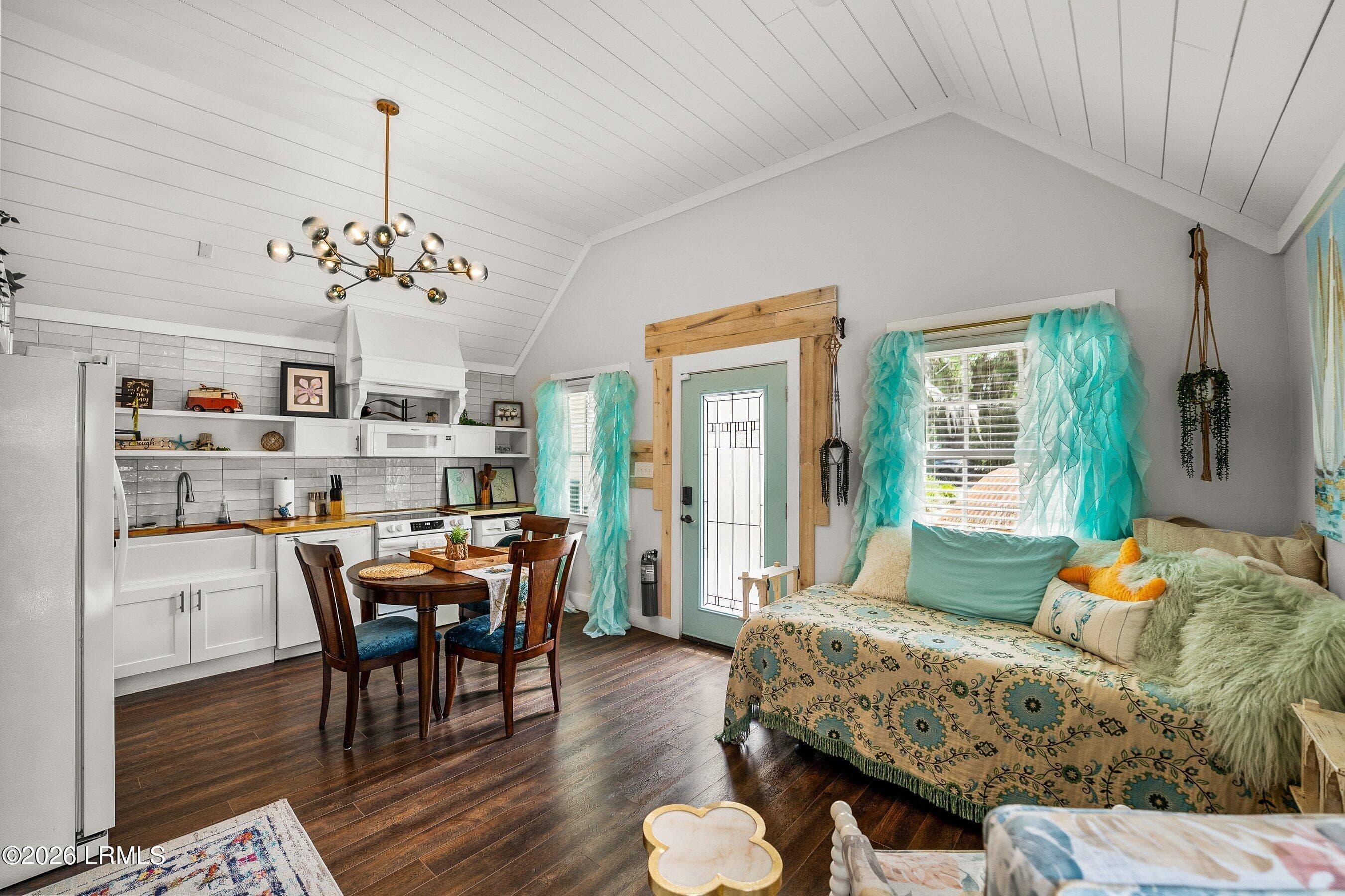 DSC02908-280-1.jpg-SMALL - 510 Ribaut Road, Beaufort, SC 29902