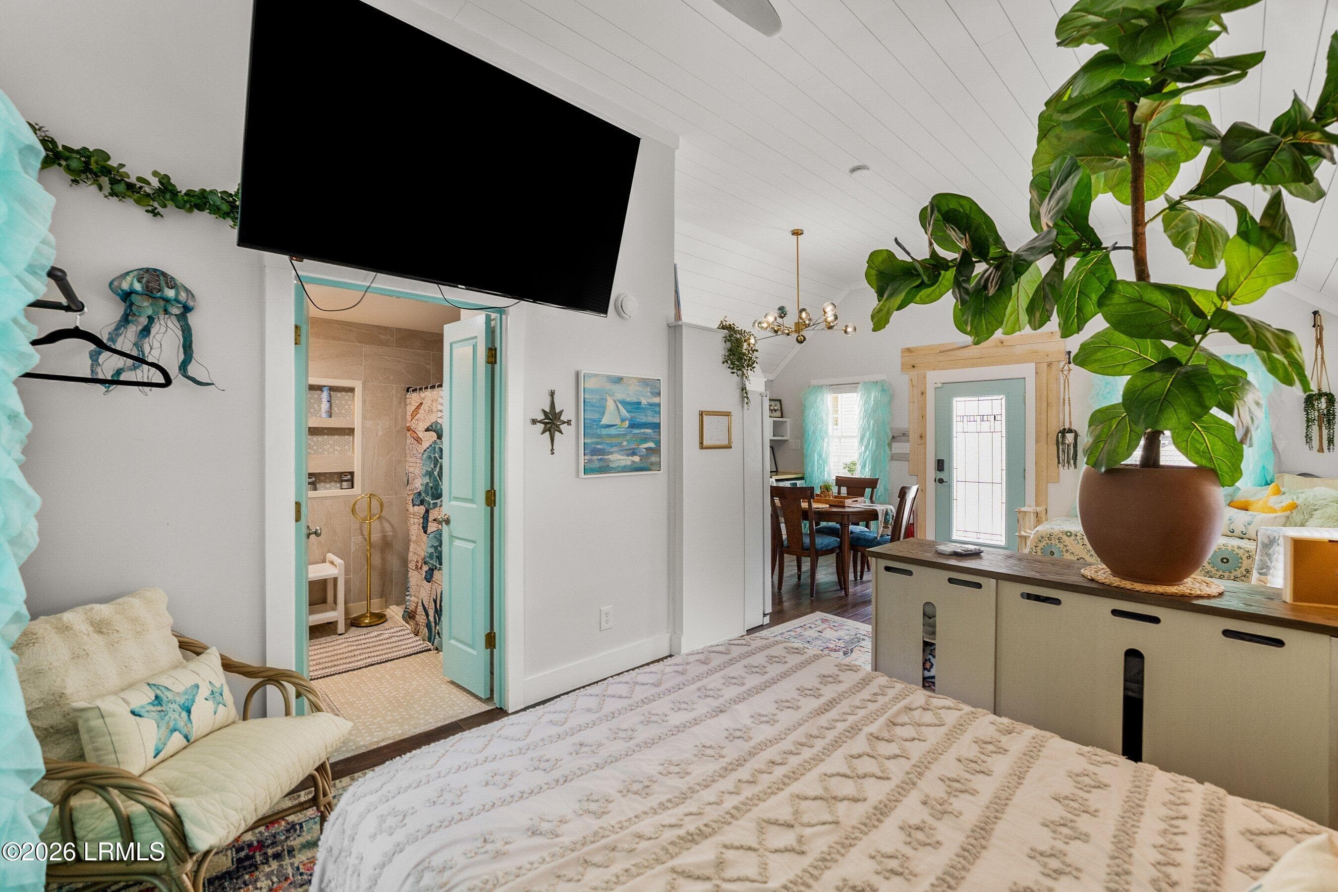 DSC02933-305-1.jpg-SMALL - 510 Ribaut Road, Beaufort, SC 29902