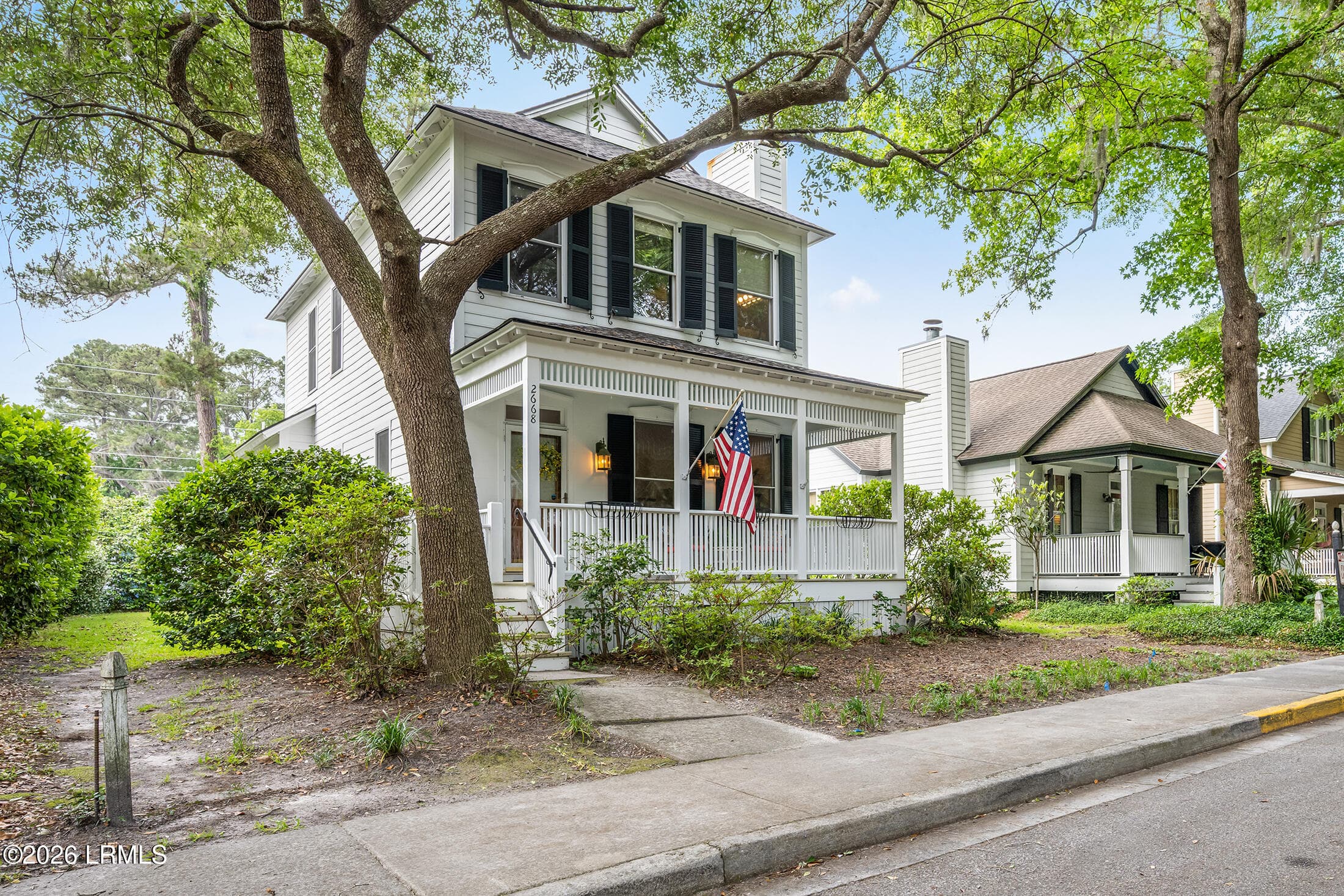 fronthouse - 2668 Broad Street, Beaufort, SC 29902