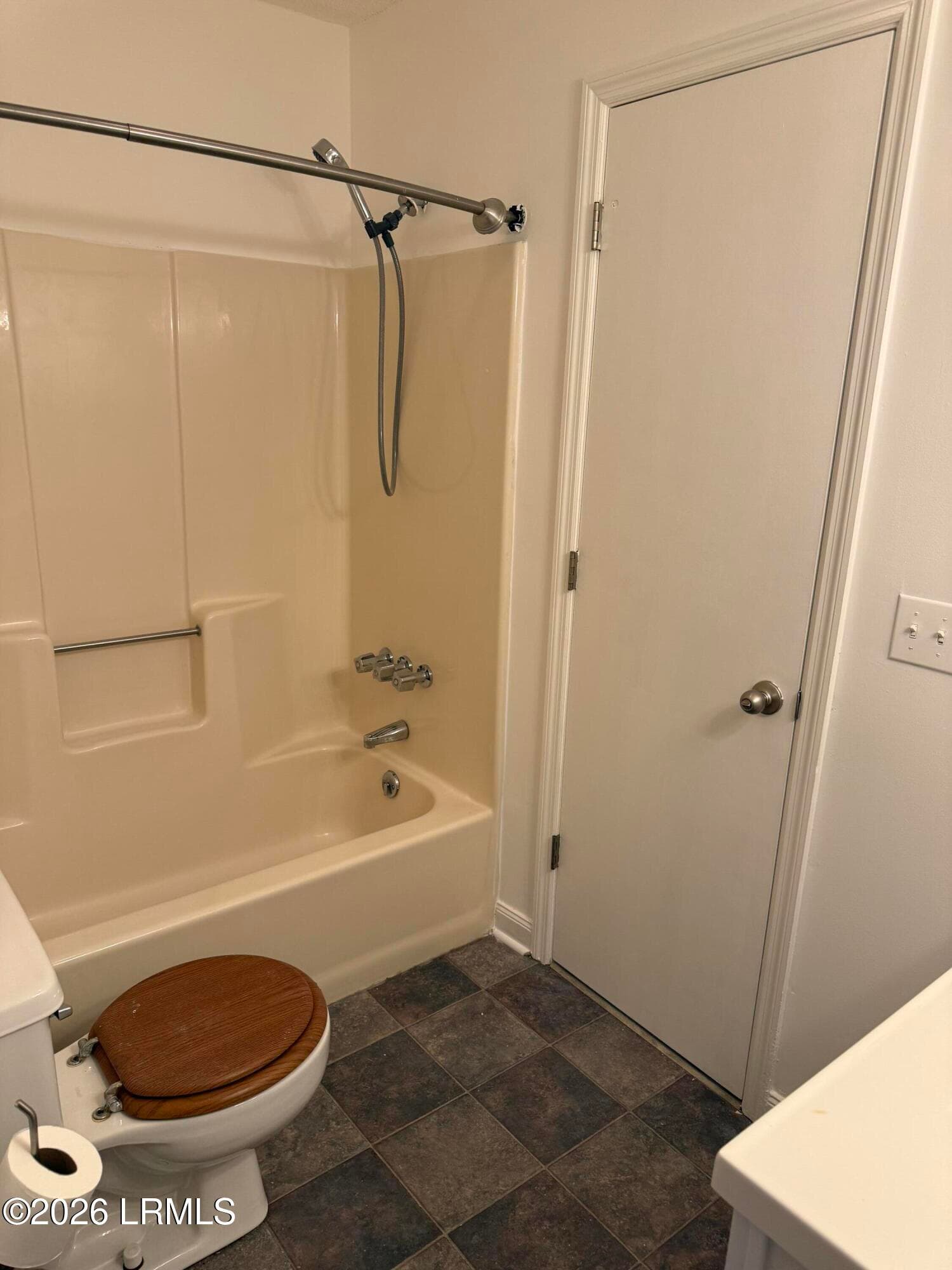 Walk through bath - 201 Battery Lane 201, Port Royal, SC 29902, Port Royal