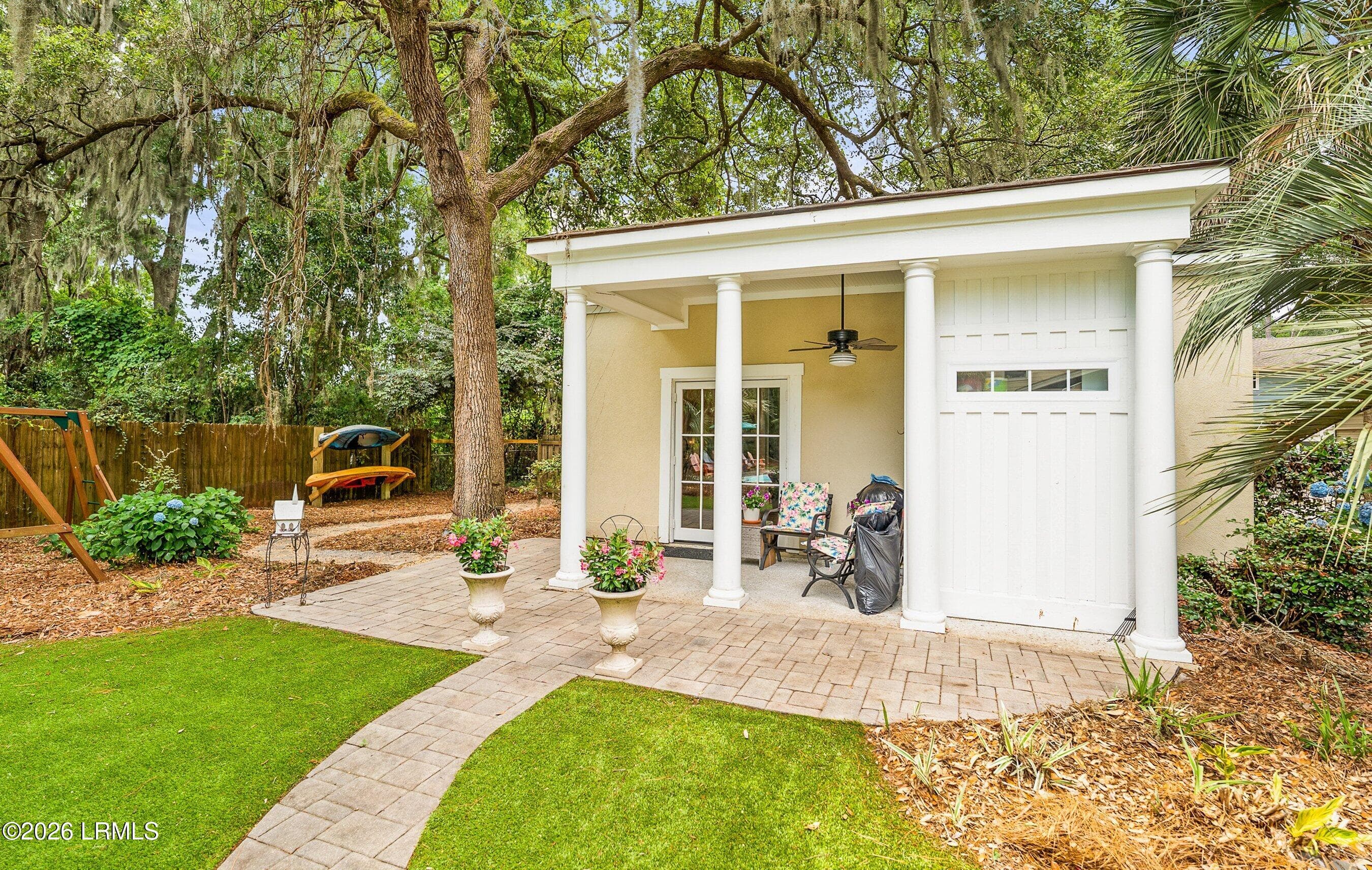 DSC02196-135-1.jpg-SMALL - 864 Ribaut Road, Beaufort, SC 29902