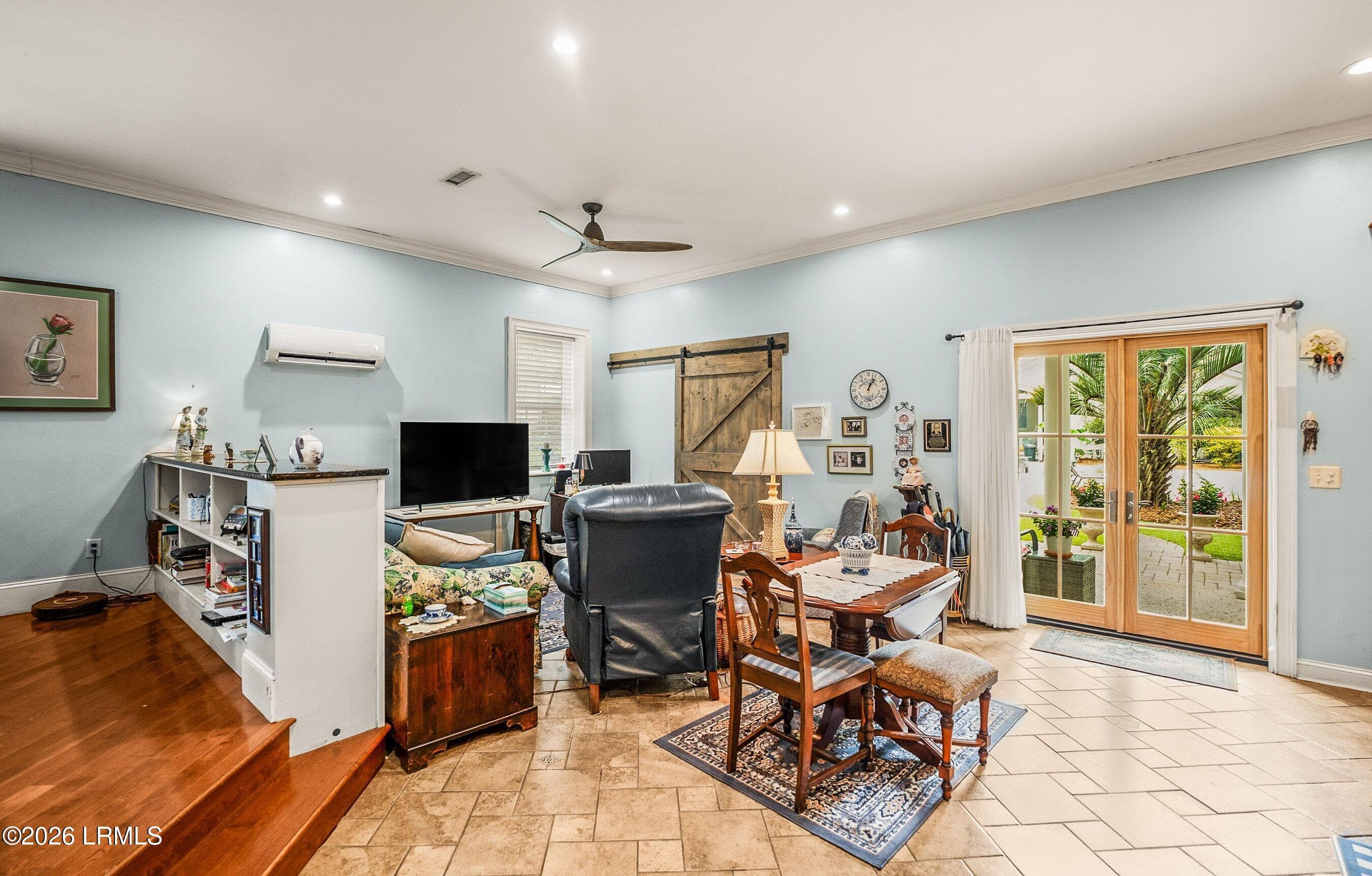 DSC02436-370-1.jpg-SMALL - 864 Ribaut Road, Beaufort, SC 29902