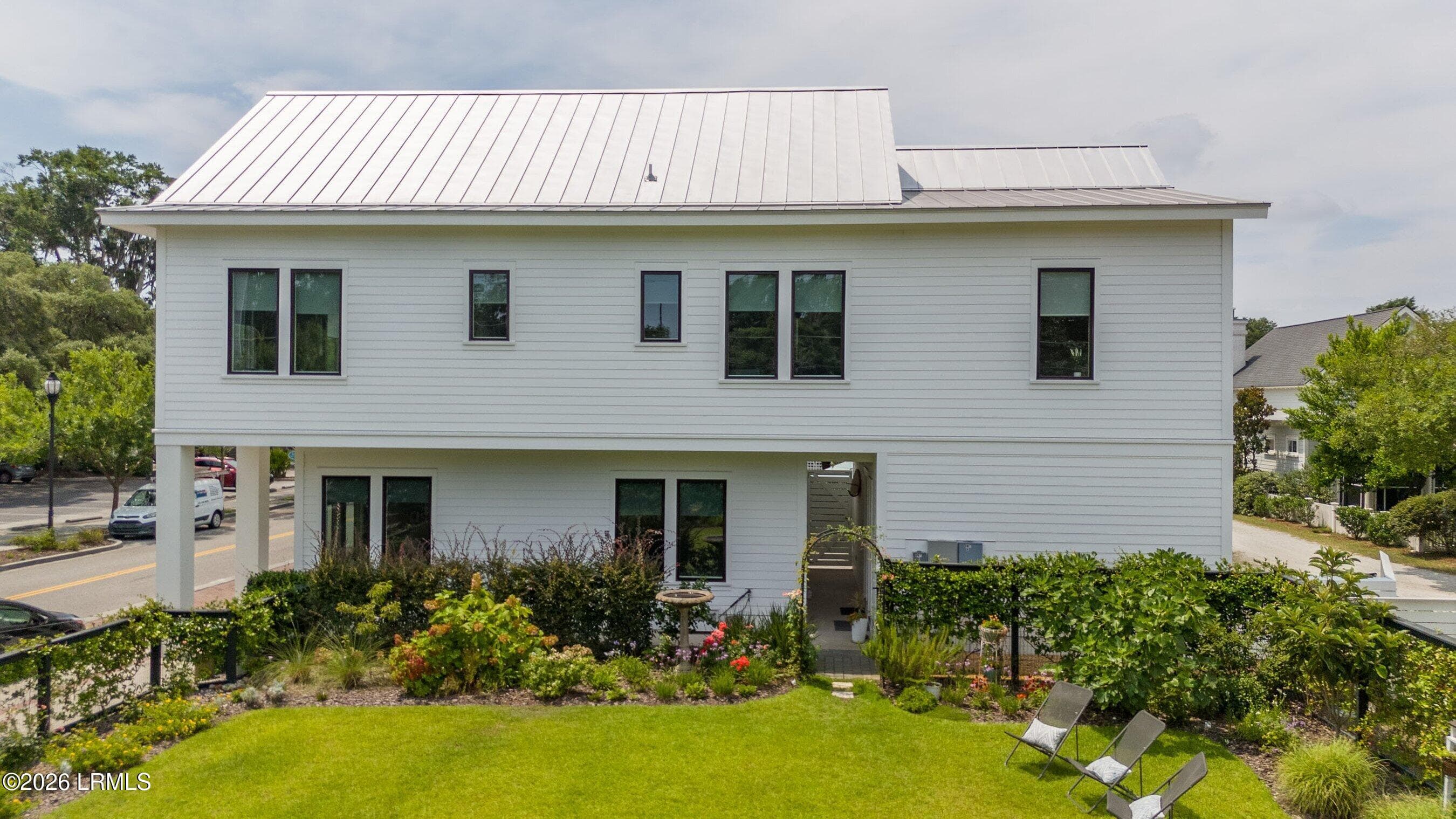 DJI_20240627121028_0059_D-1.jpg-SMALL - 706 Bladen Street, Beaufort, SC 29902